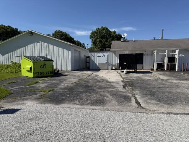 503 N Huron Road Property Photo 3