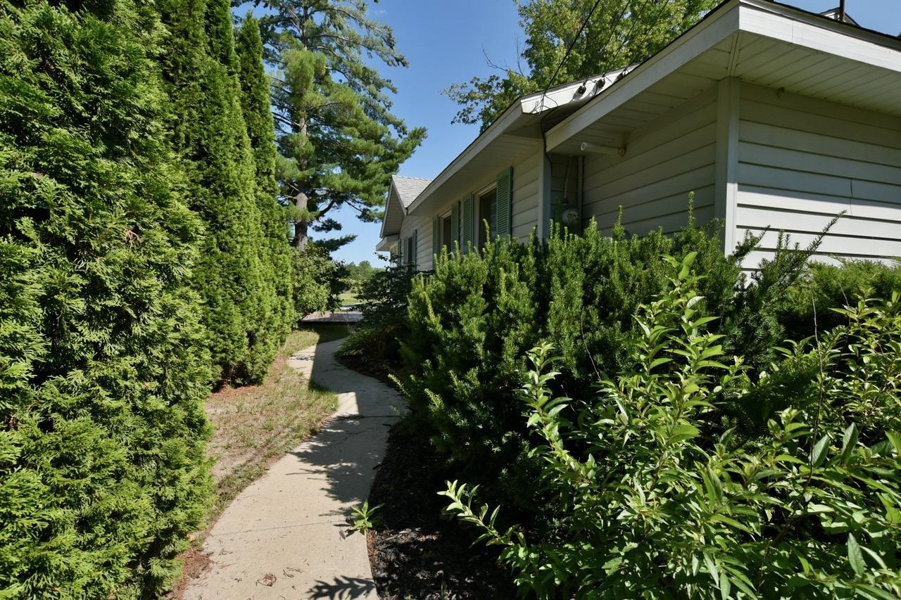 4751 Hill Drive Property Photo 7