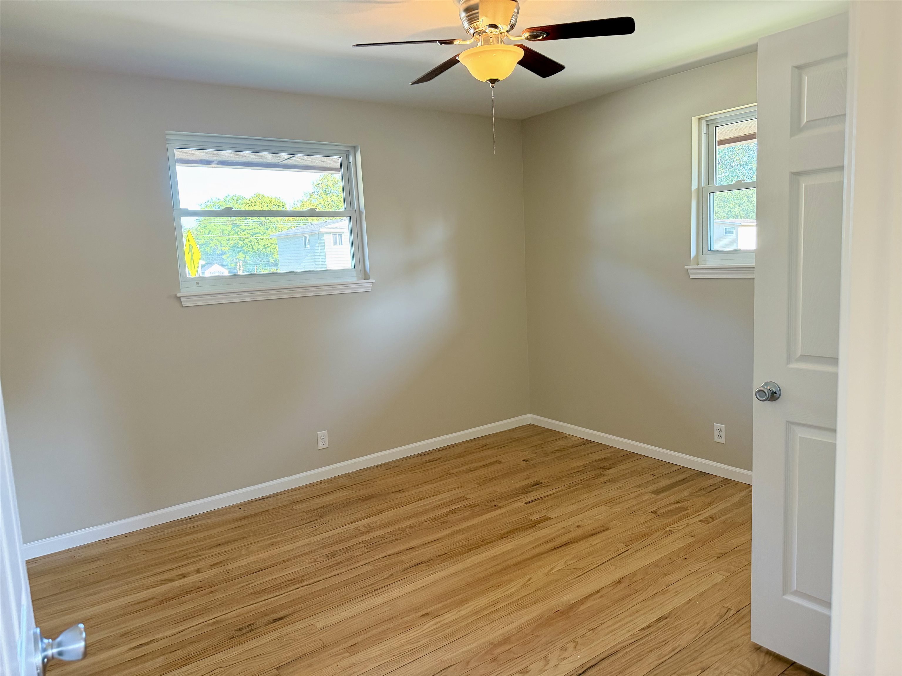 5368 Durwood Drive Property Photo 9