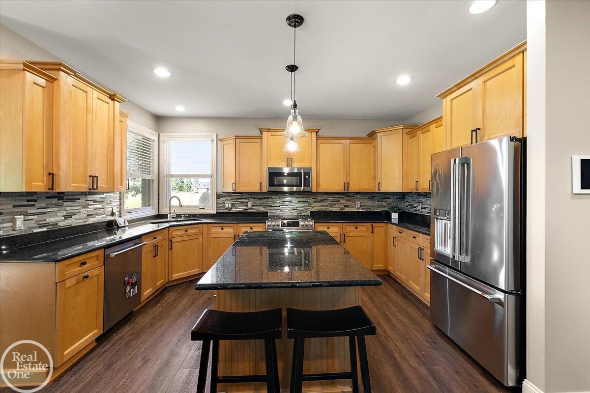 69497 Meadowbrook Lane Property Photo 13
