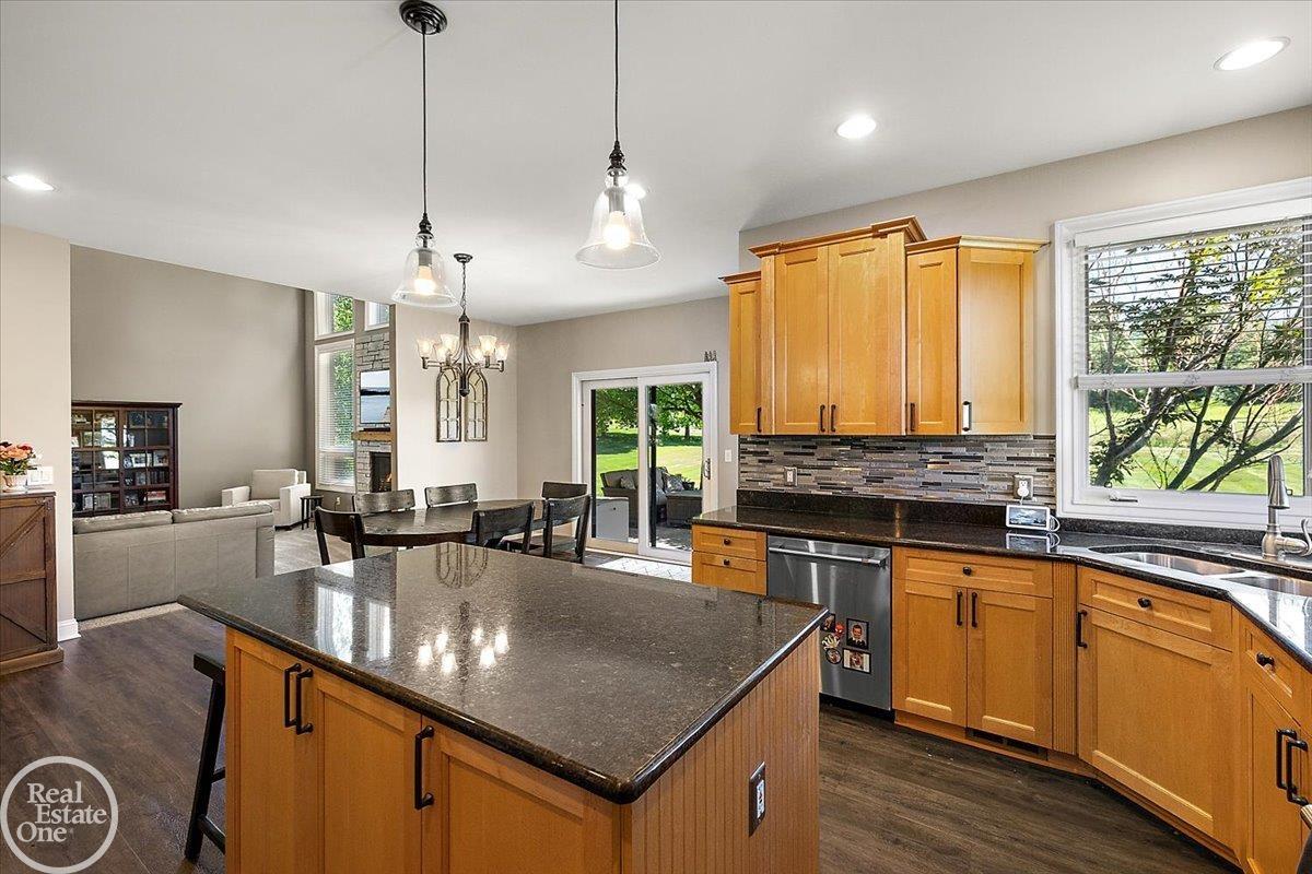 69497 Meadowbrook Lane Property Photo 15