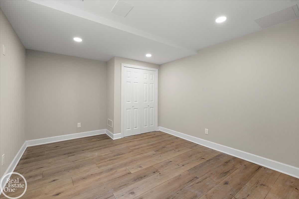 69497 Meadowbrook Lane Property Photo 32