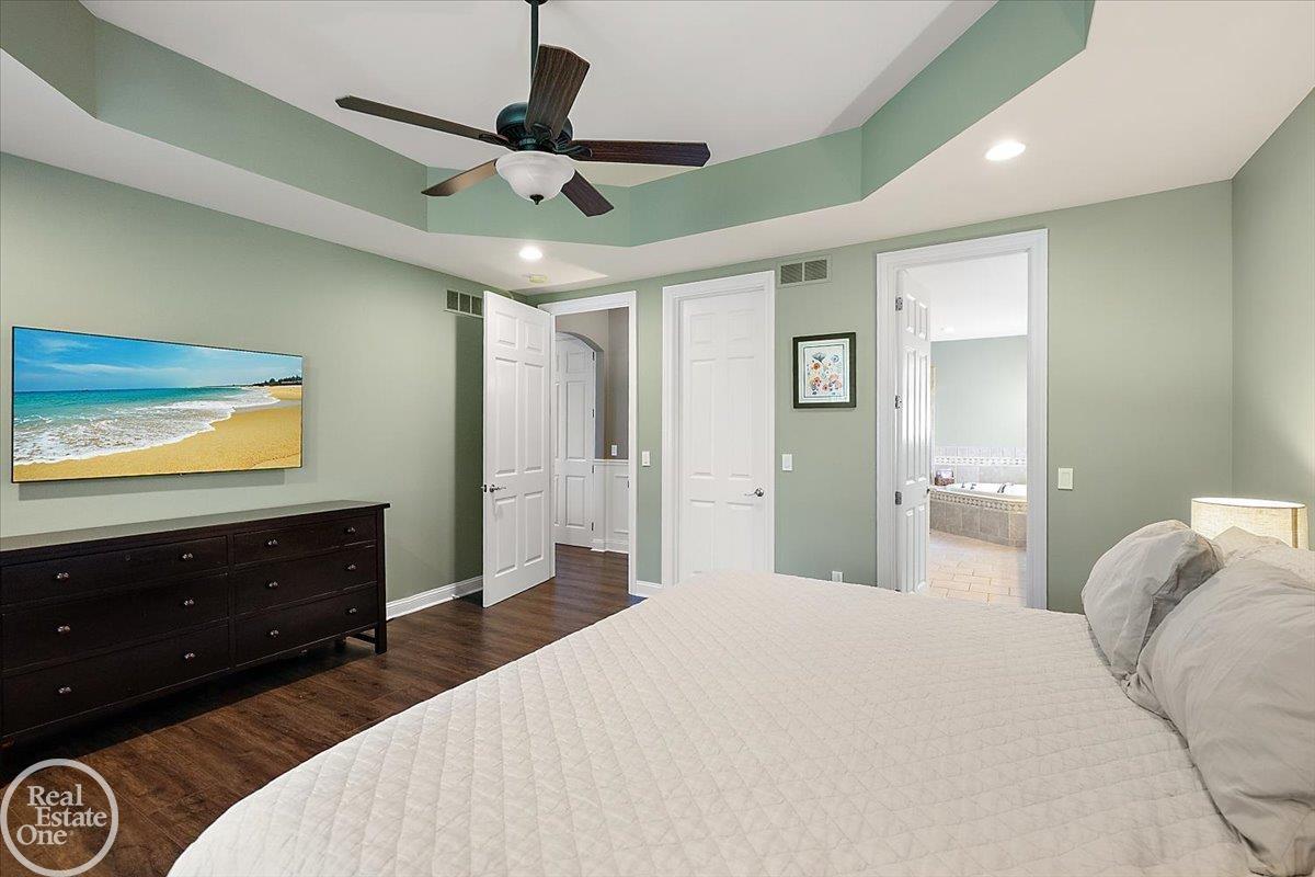 69497 Meadowbrook Lane Property Photo 37