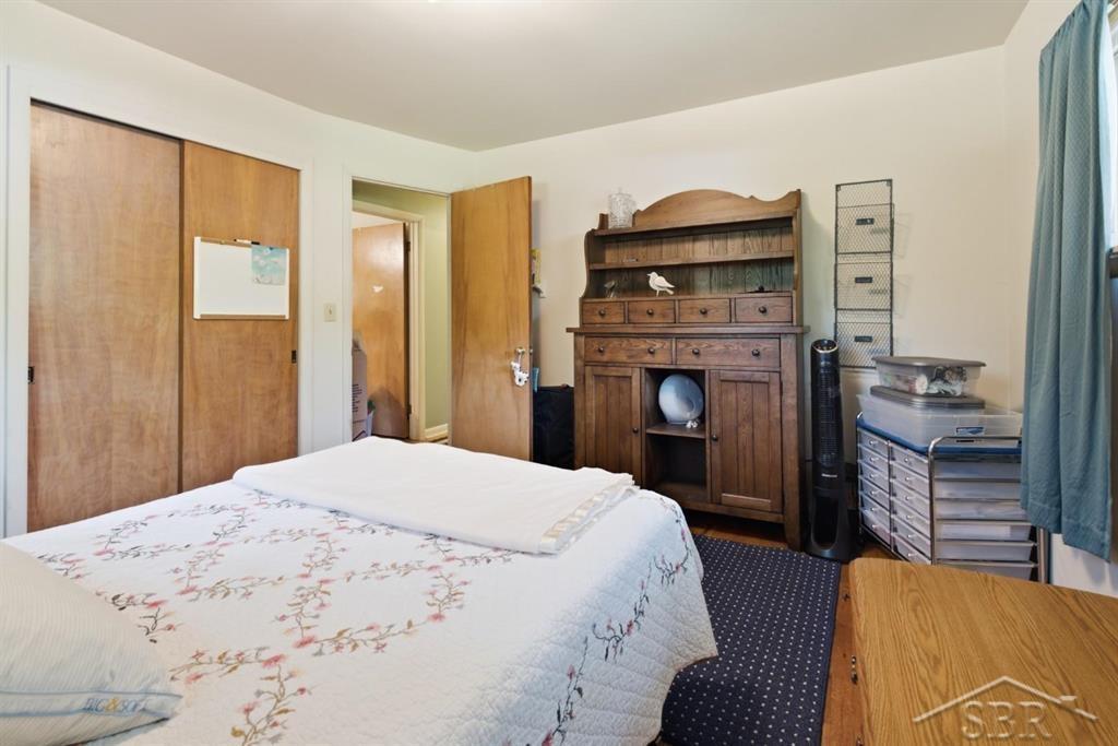 1072 E Stewart Road Property Photo 17
