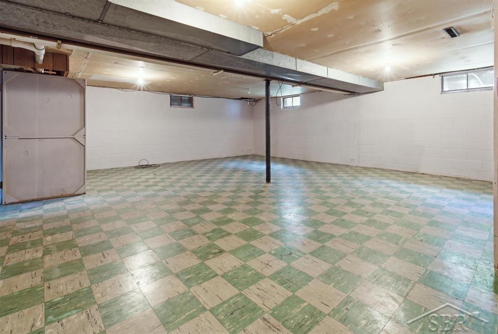 1072 E Stewart Road Property Photo 24