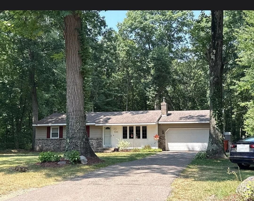 9045 Ne Algoma Avenue Property Photo 1