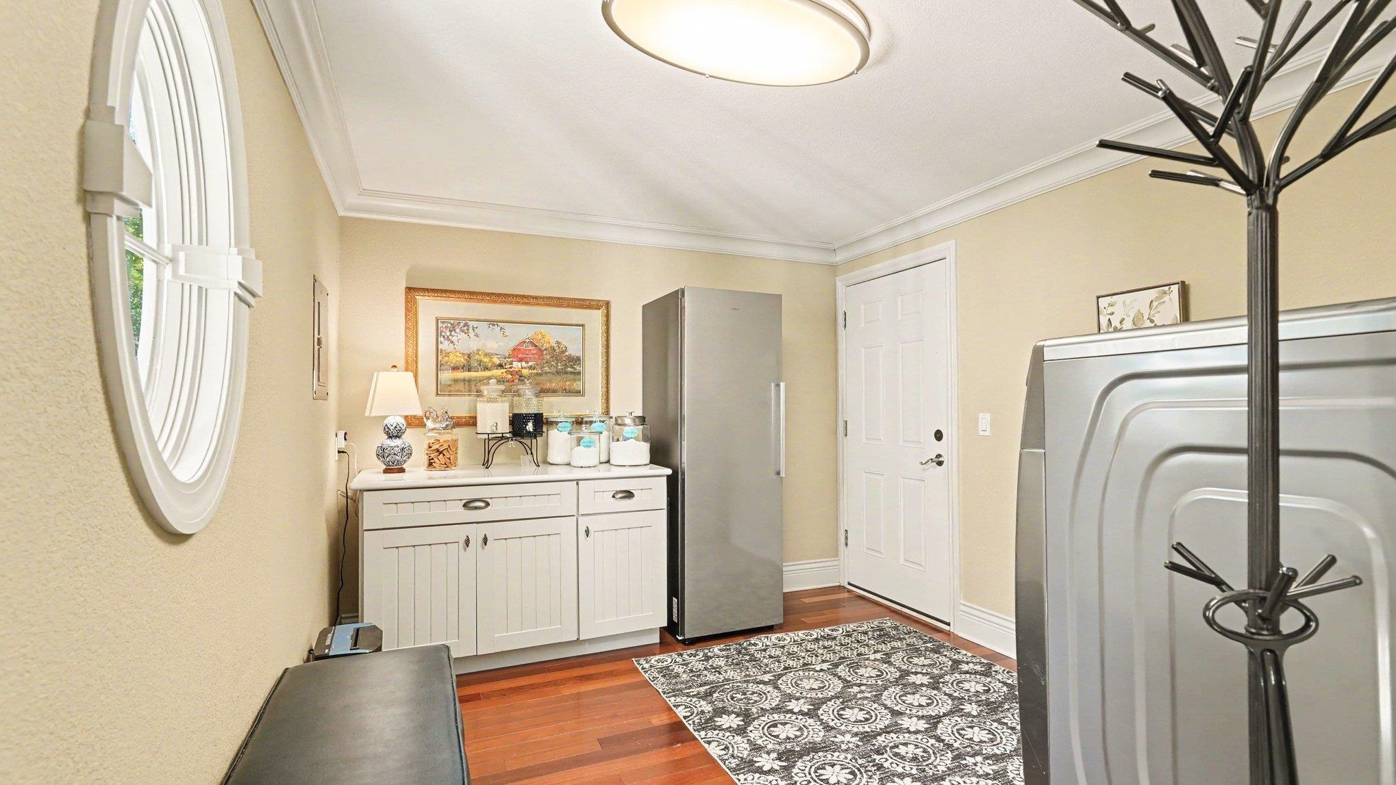 71 E Lakeshore Drive Property Photo 31