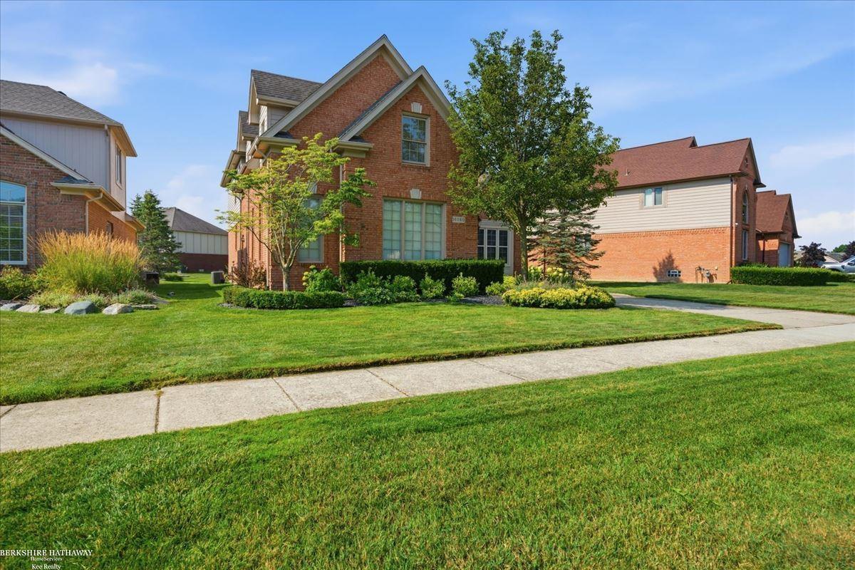 16080 Harvest Spring Lane Property Photo 5