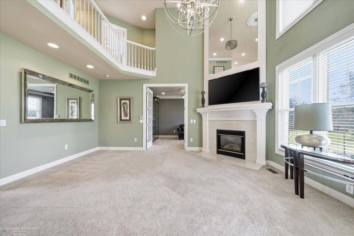 16080 Harvest Spring Lane Property Photo 13