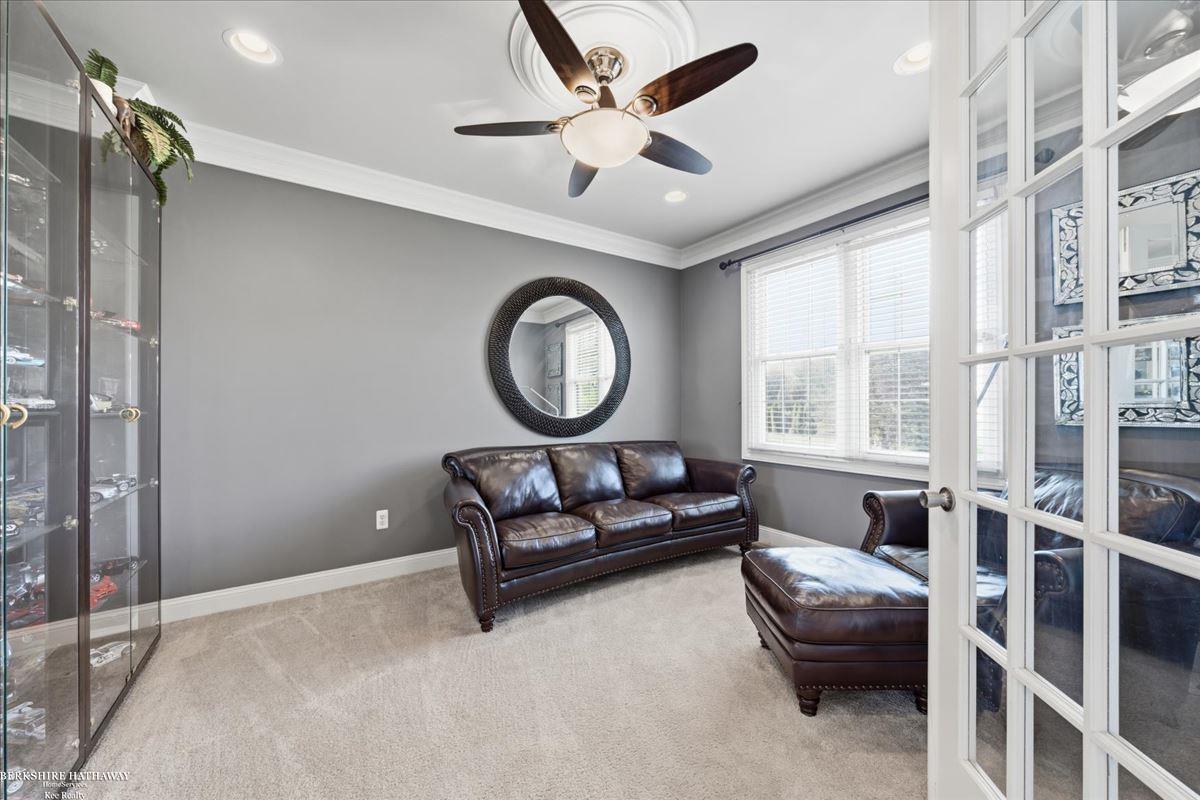 16080 Harvest Spring Lane Property Photo 14