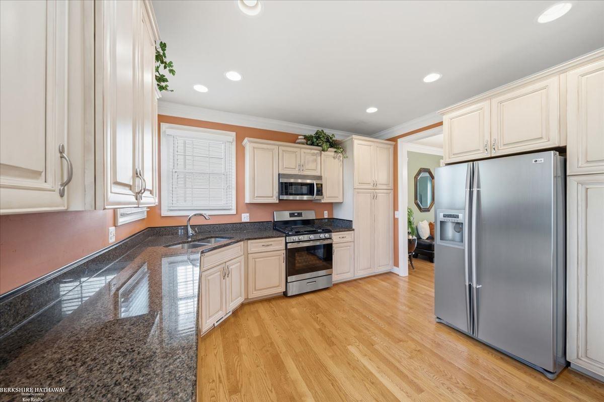 16080 Harvest Spring Lane Property Photo 20