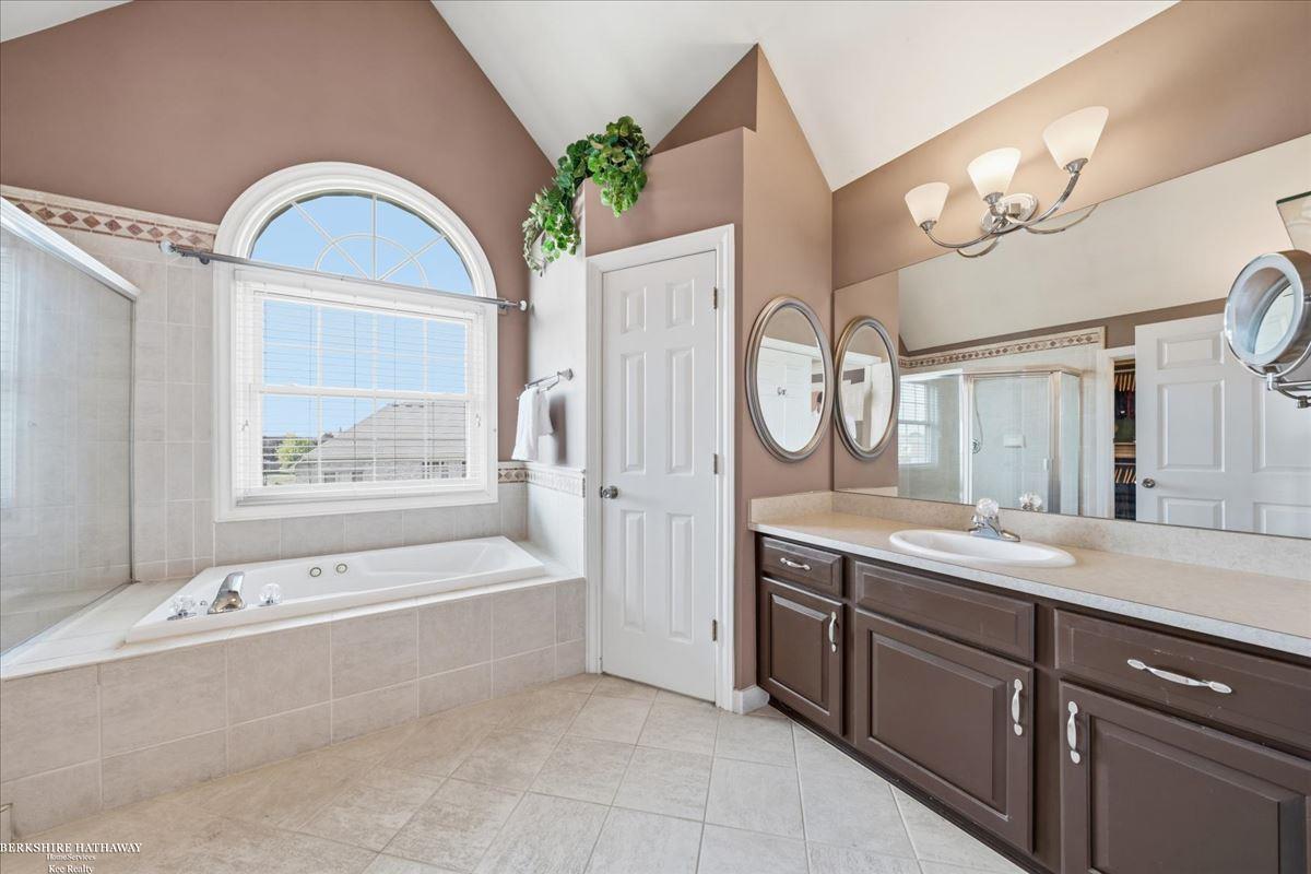 16080 Harvest Spring Lane Property Photo 31