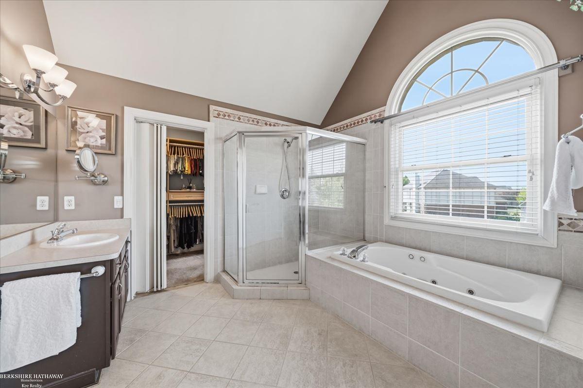 16080 Harvest Spring Lane Property Photo 32