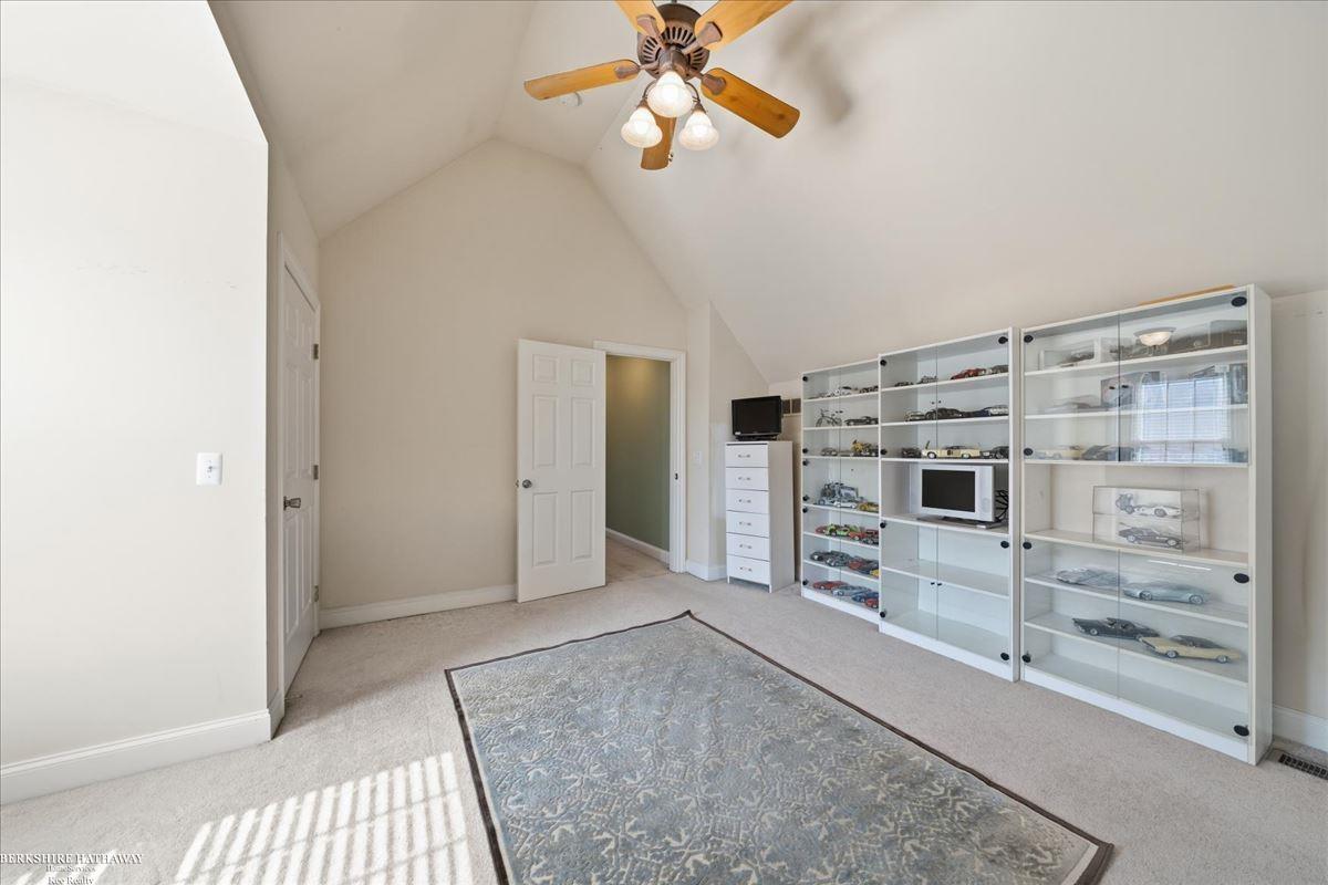 16080 Harvest Spring Lane Property Photo 43