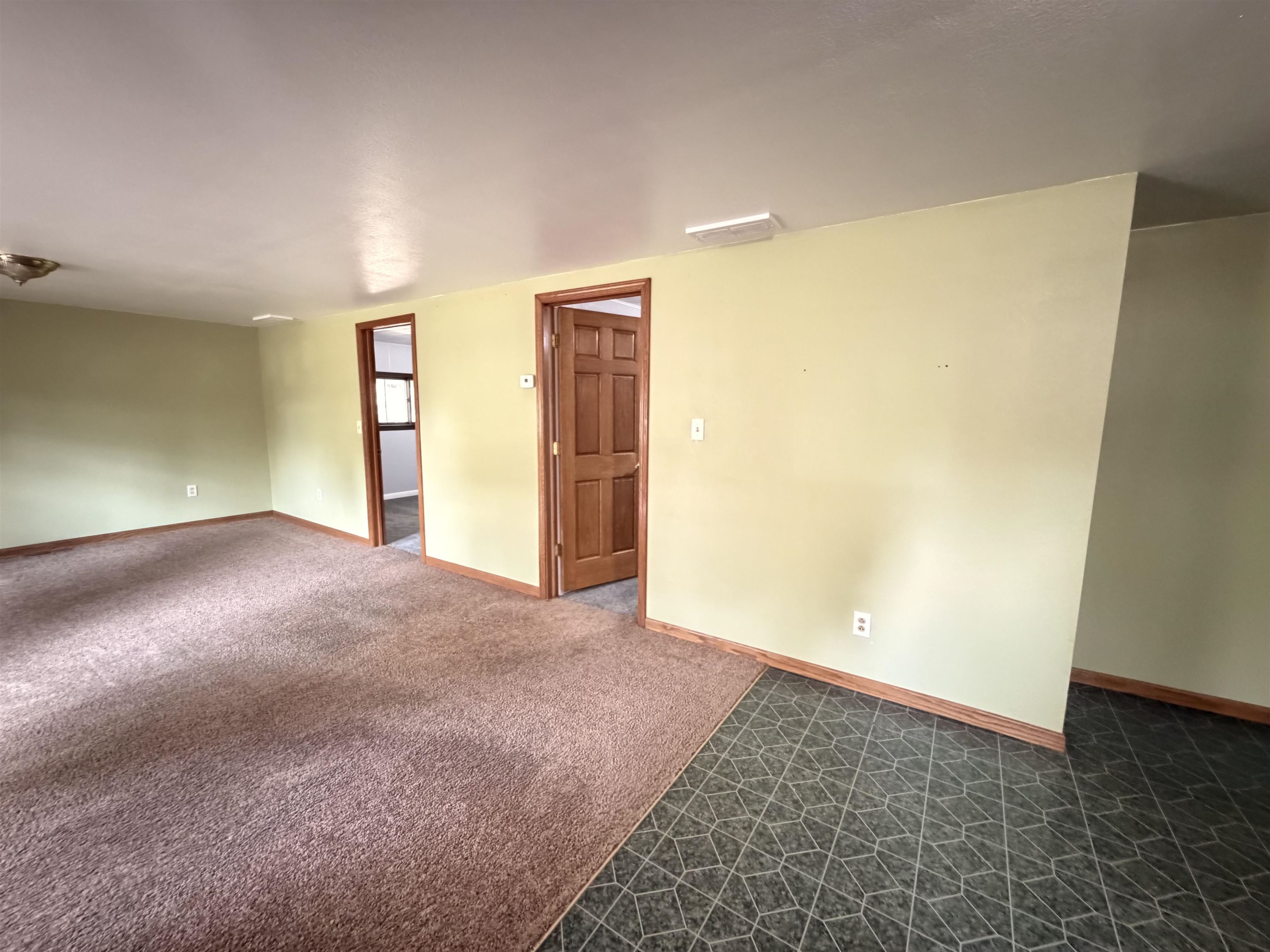619 Beverly Drive Property Photo 6