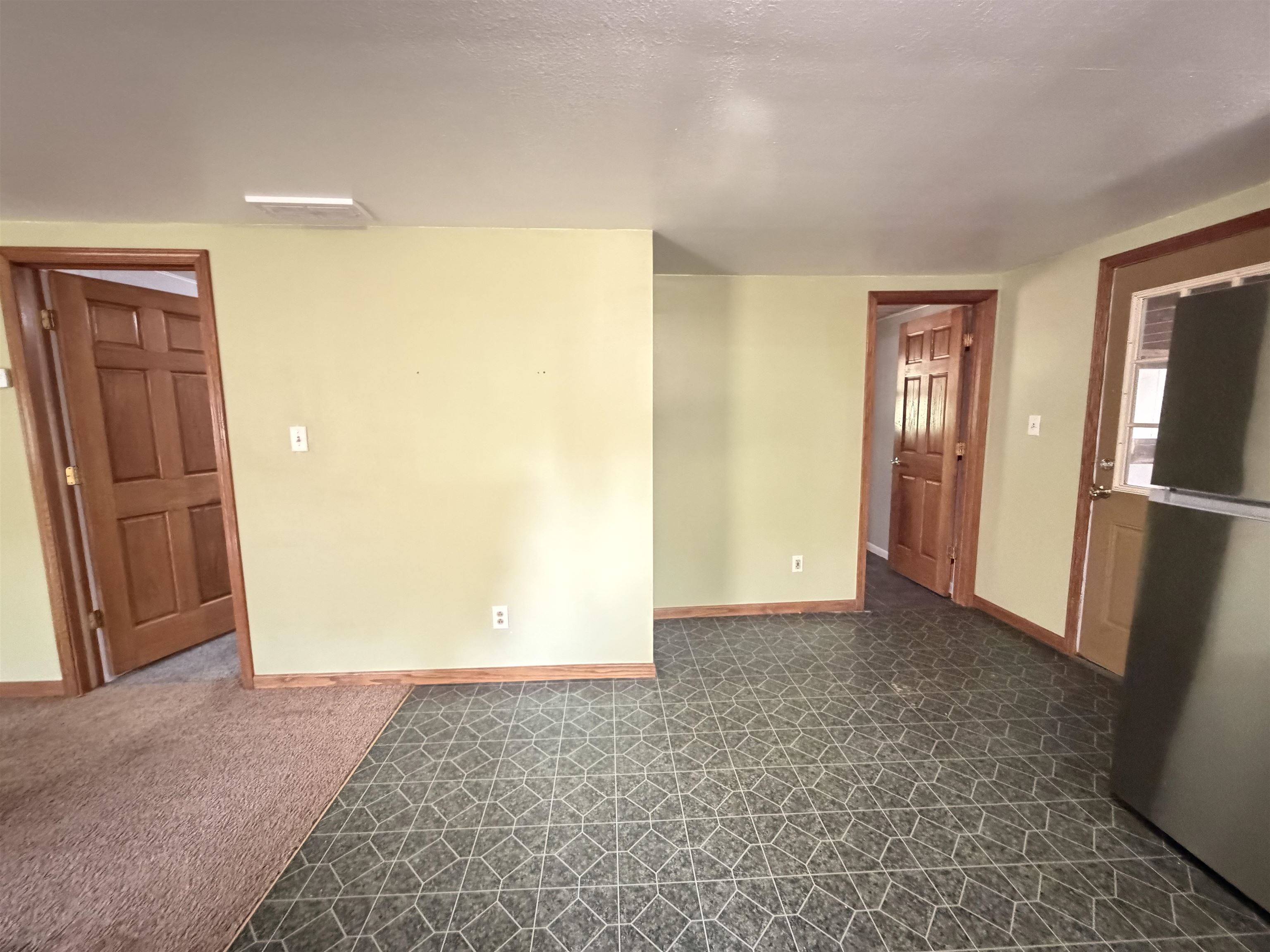 619 Beverly Drive Property Photo 10