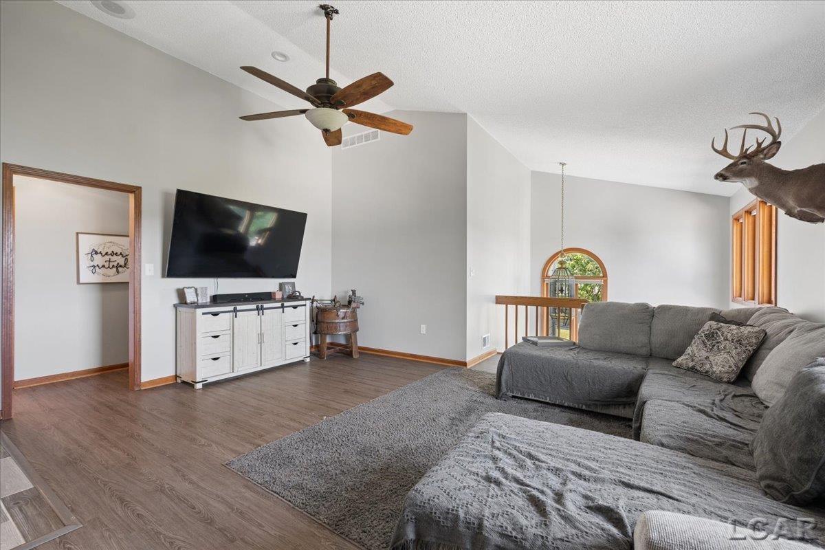 567 Pentecost Highway Property Photo 9