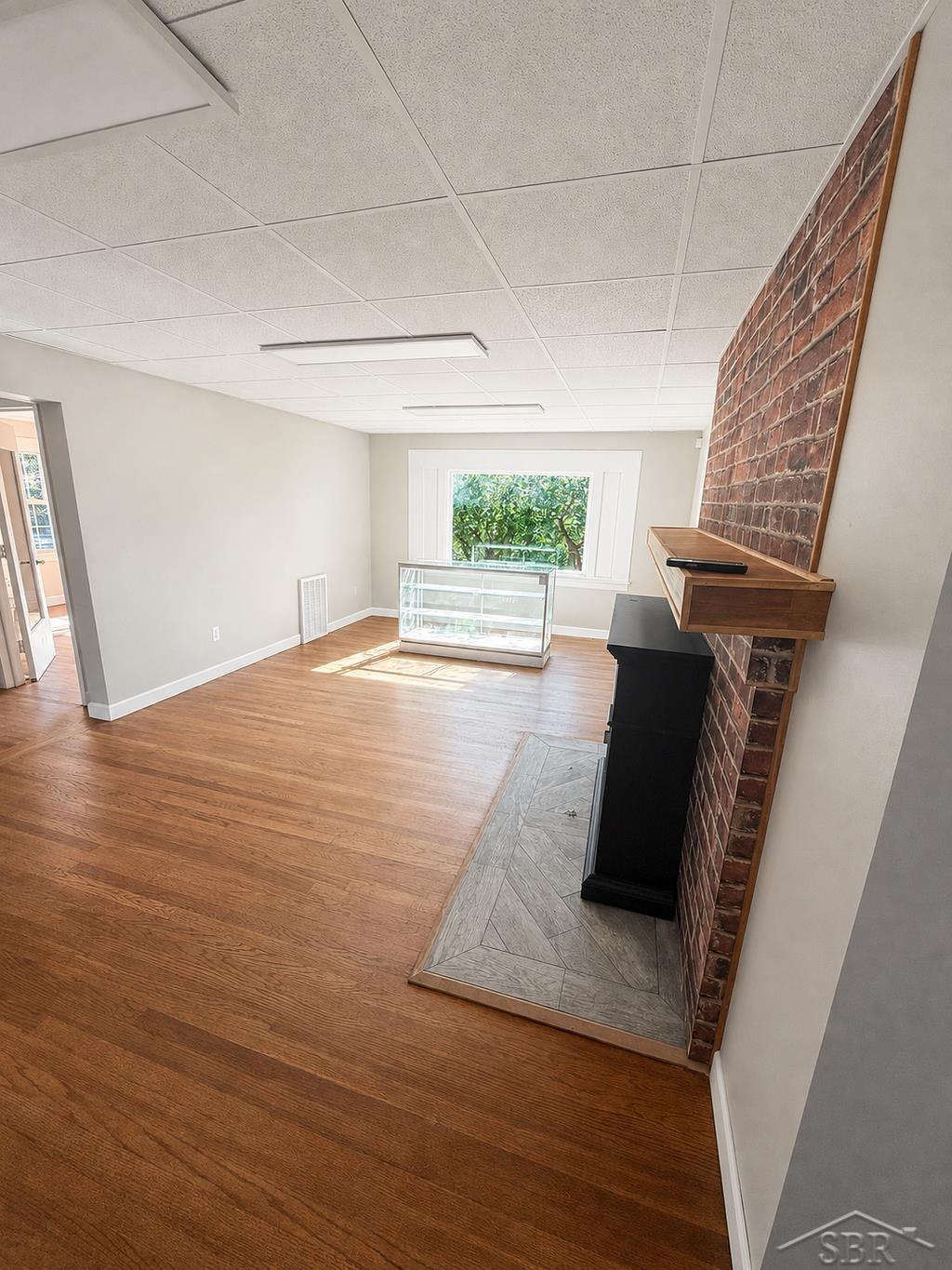 4058 State Street Property Photo 9