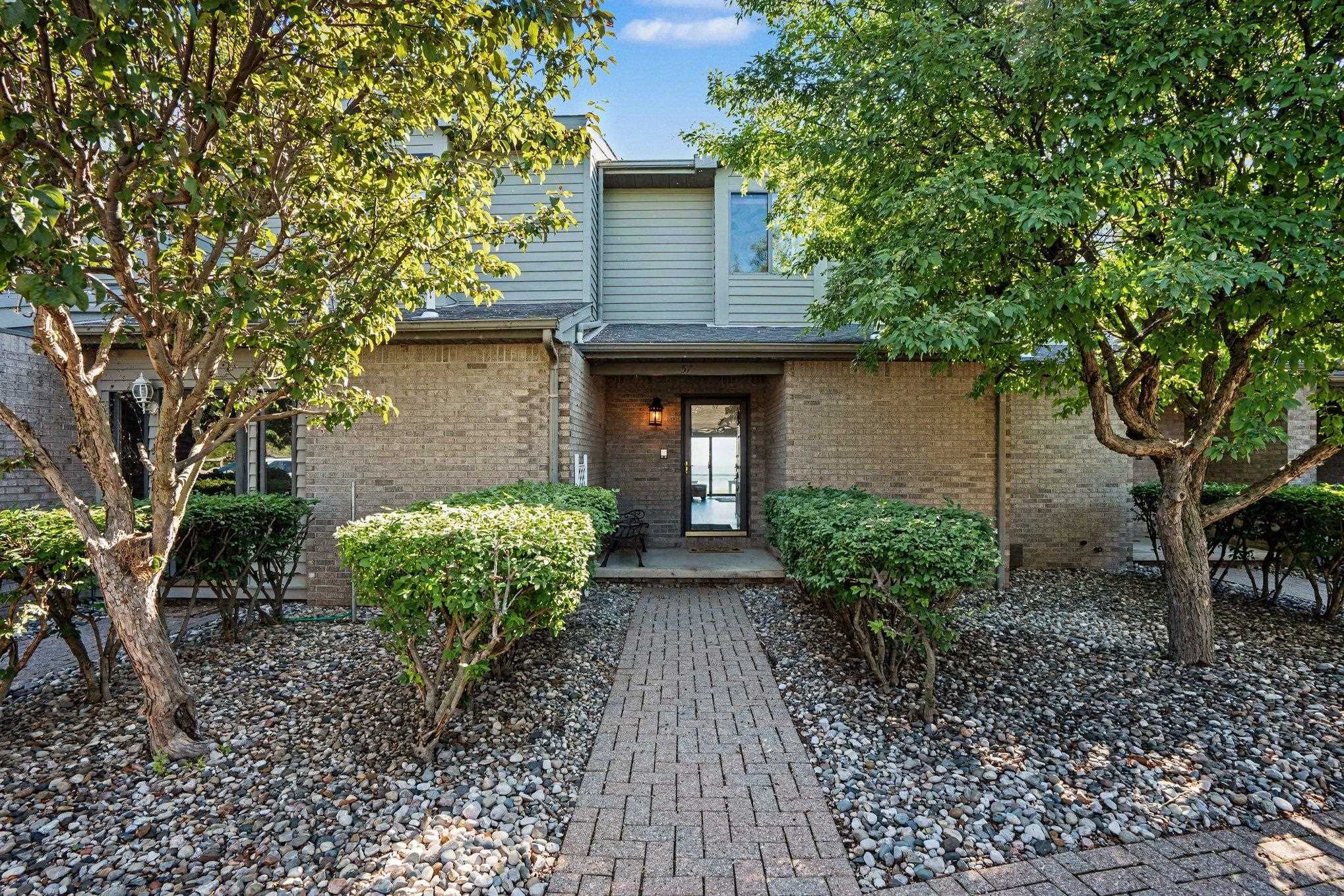 57 Harbour View Pointe Road Property Photo 1