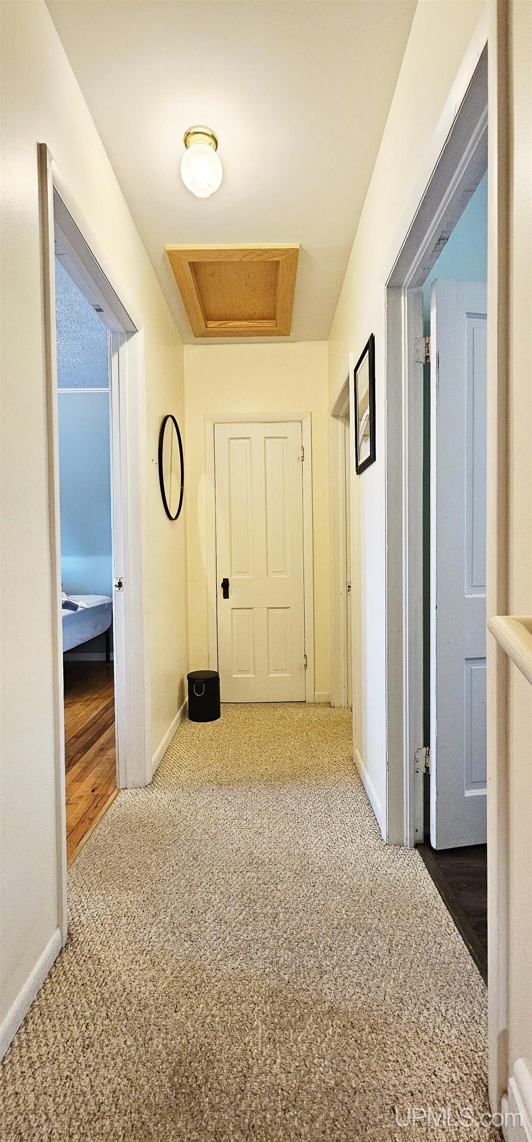 25614 Upper Street Property Photo 13