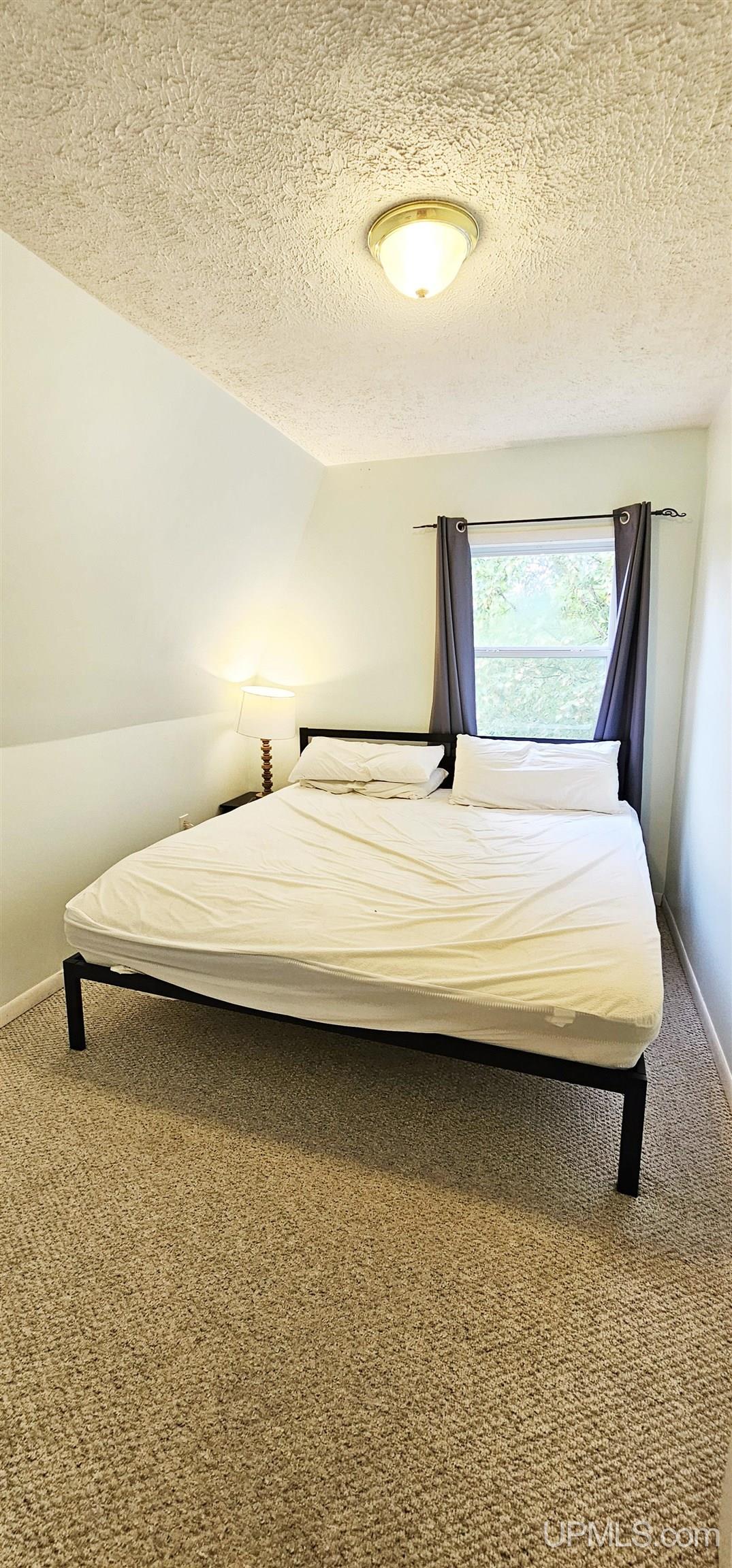 25614 Upper Street Property Photo 16