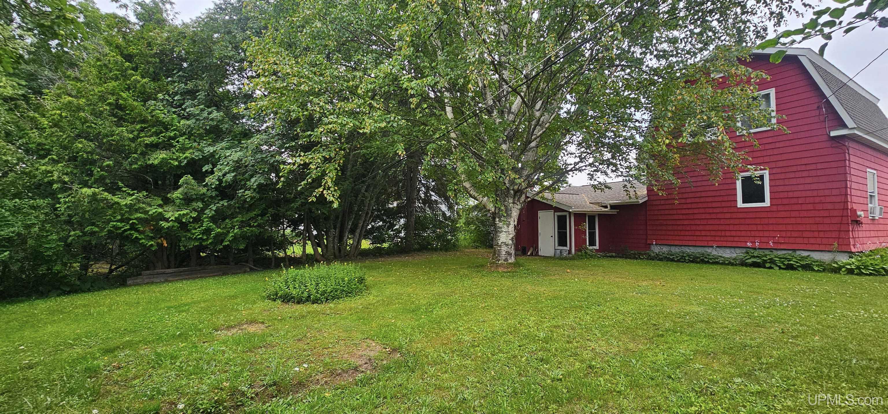 25614 Upper Street Property Photo 26