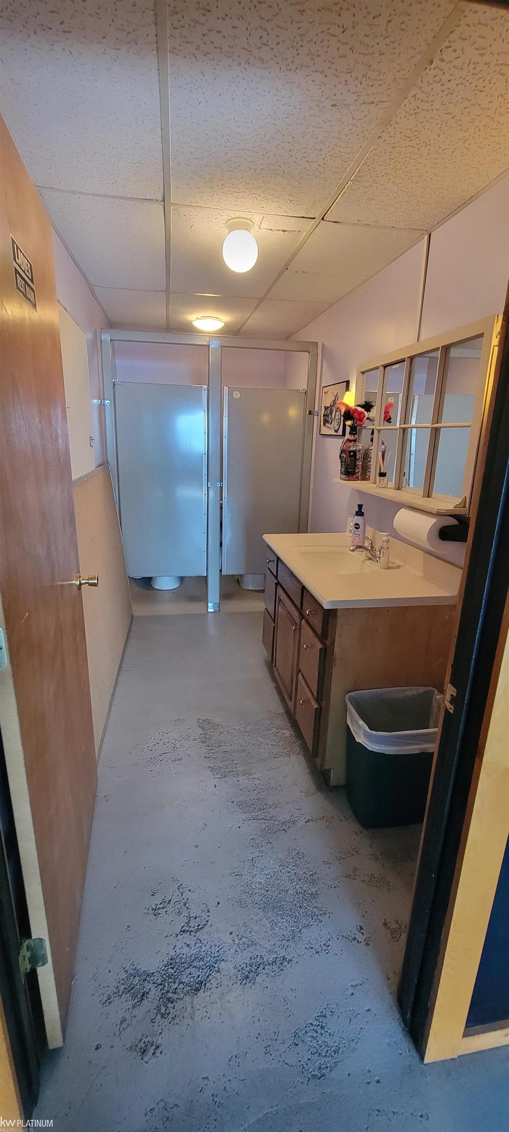 520 S Water Street Property Photo 6