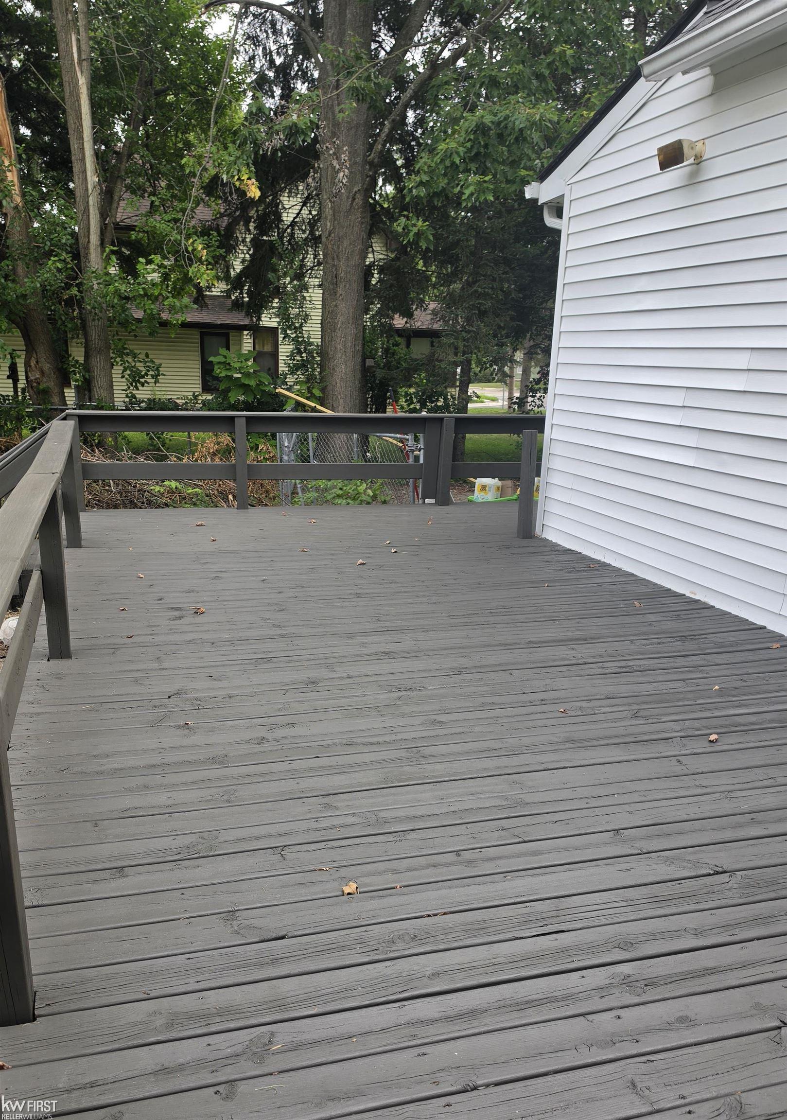 708 N Mill Street Property Photo 6