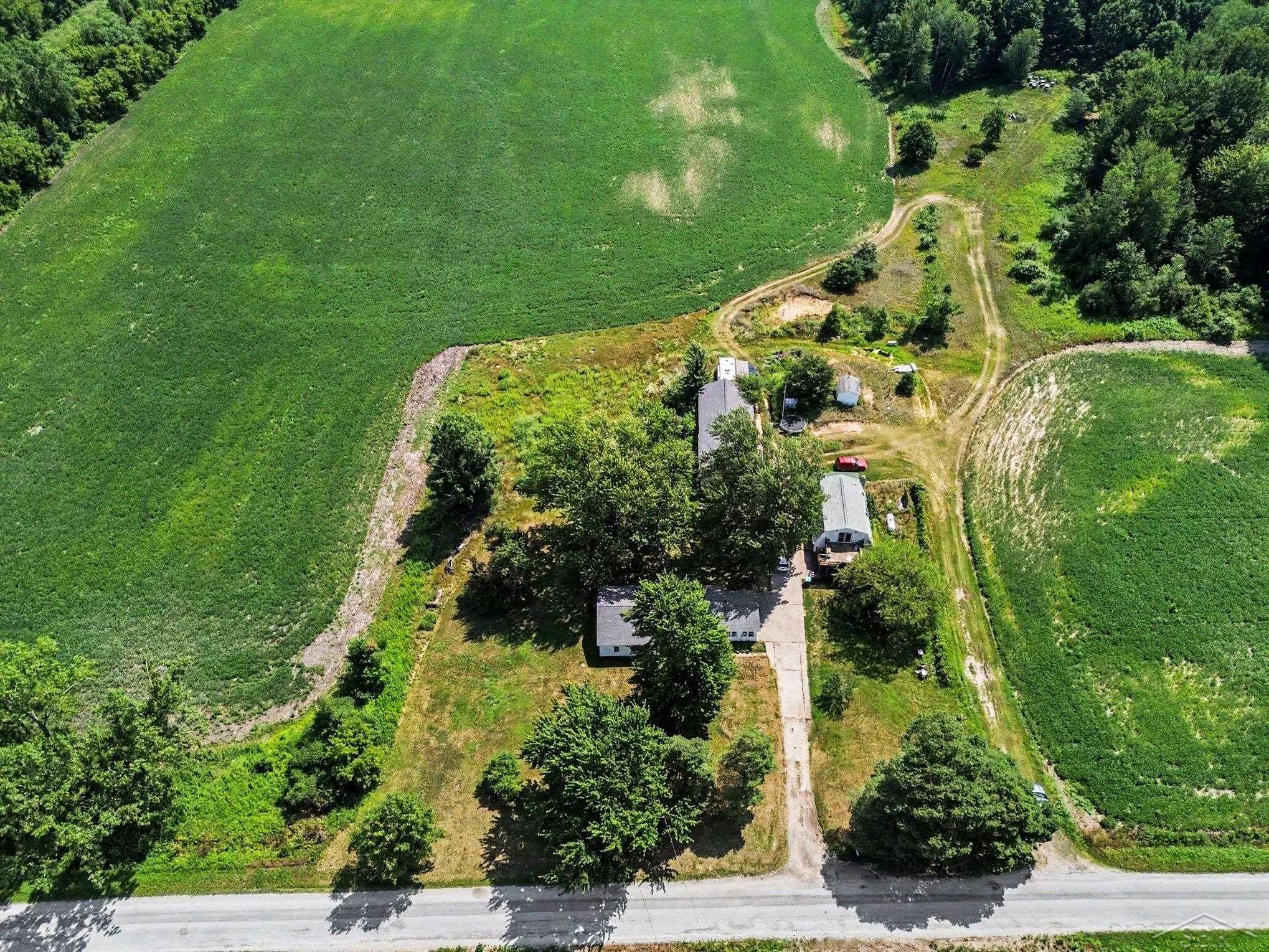 4944 N Elevator Road Property Photo 3