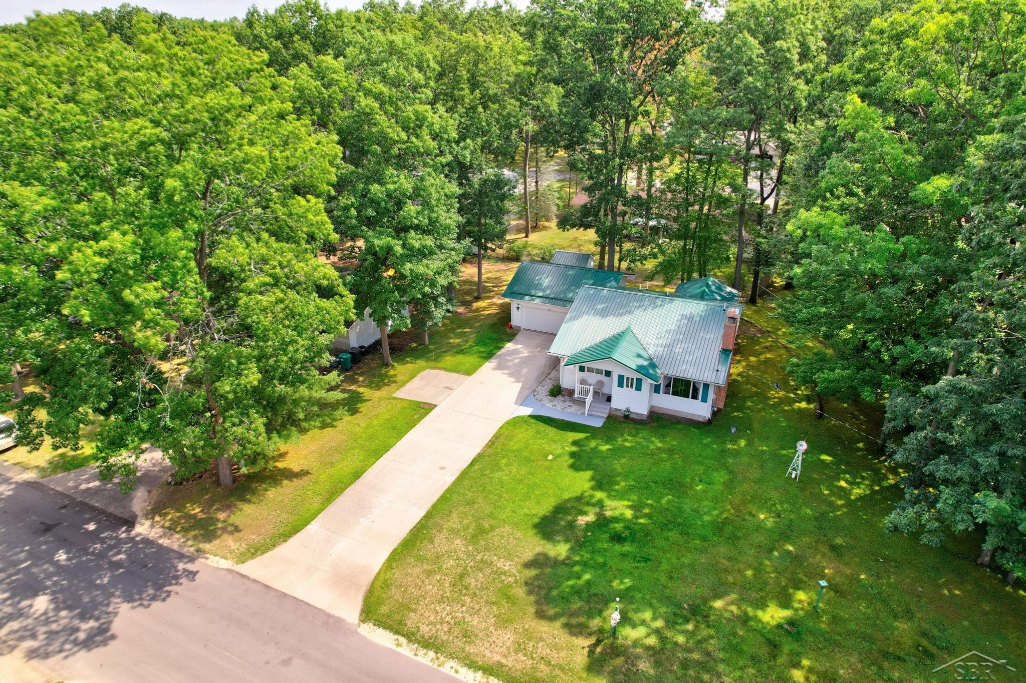 110 Chippewa Trail Property Photo 33