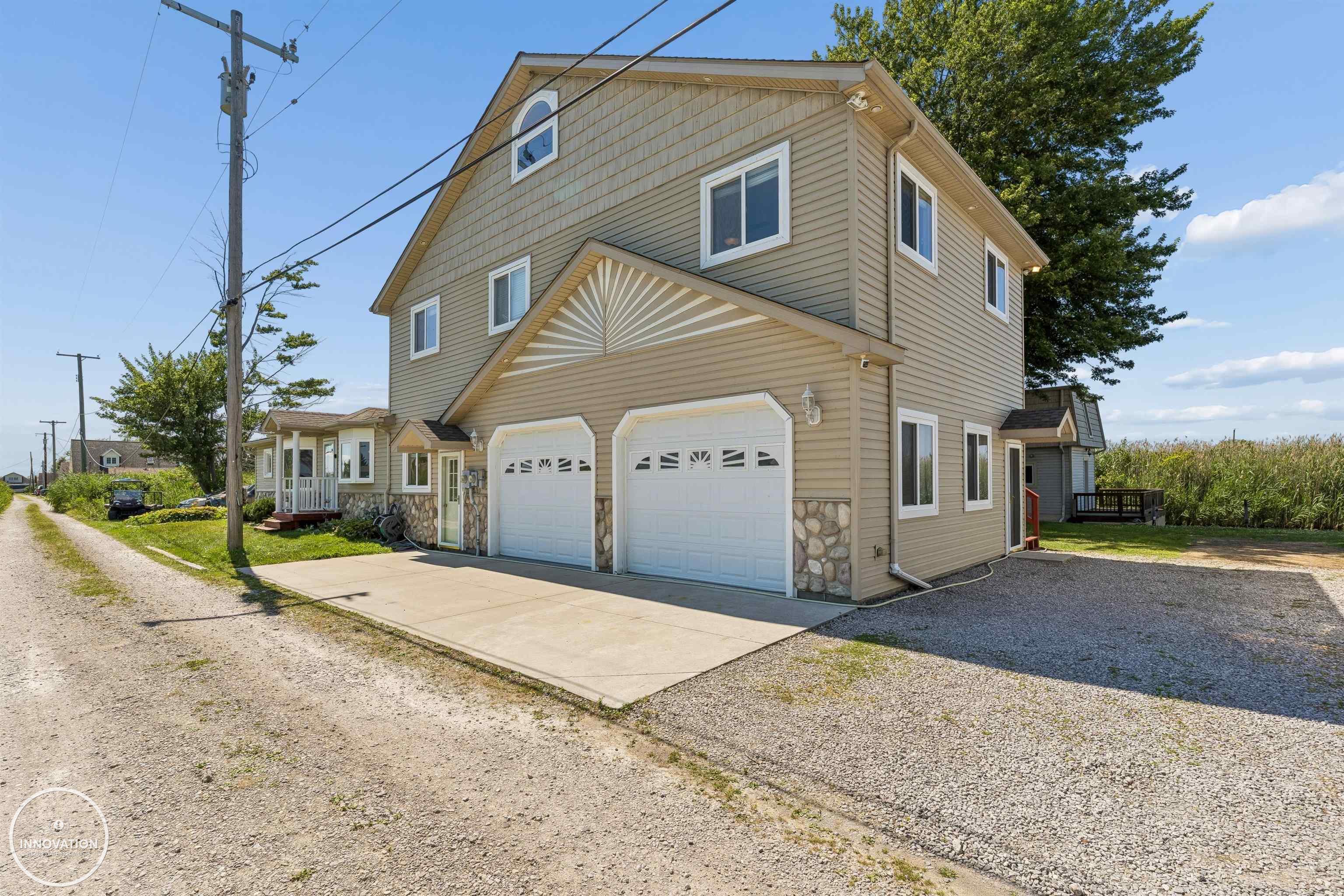 7370 Bedore Highway Property Photo 13