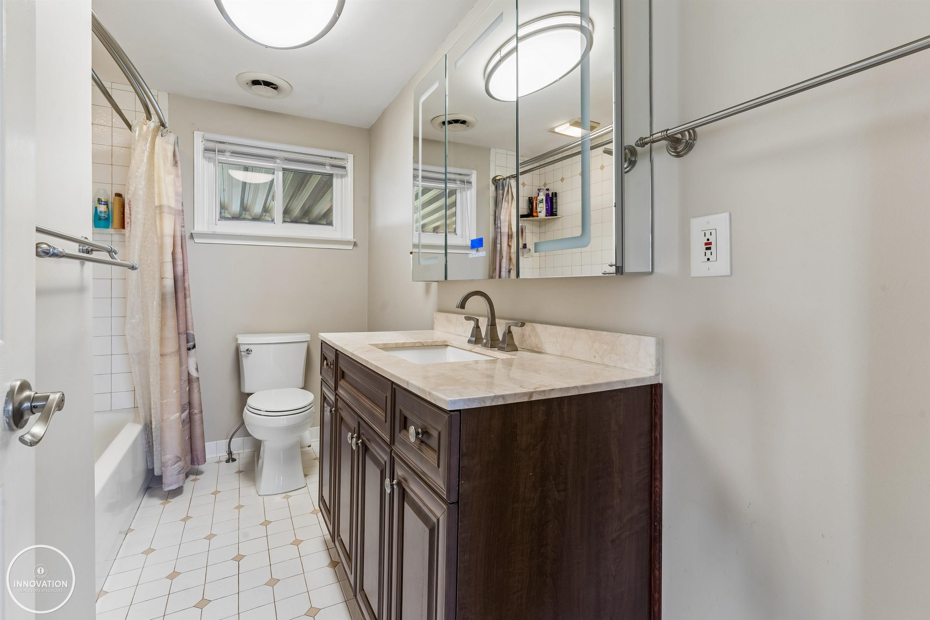 7370 Bedore Highway Property Photo 25
