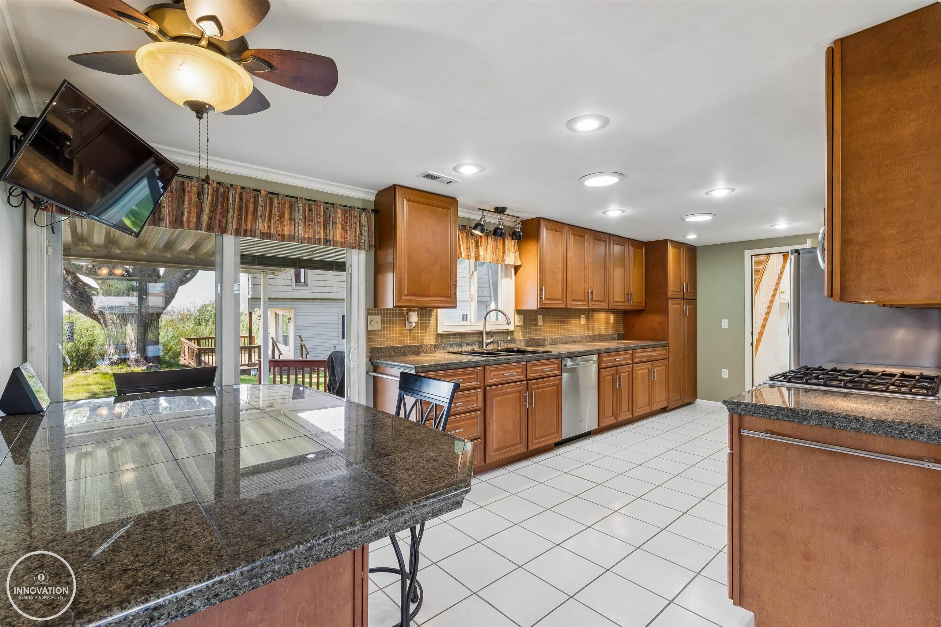 7370 Bedore Highway Property Photo 31