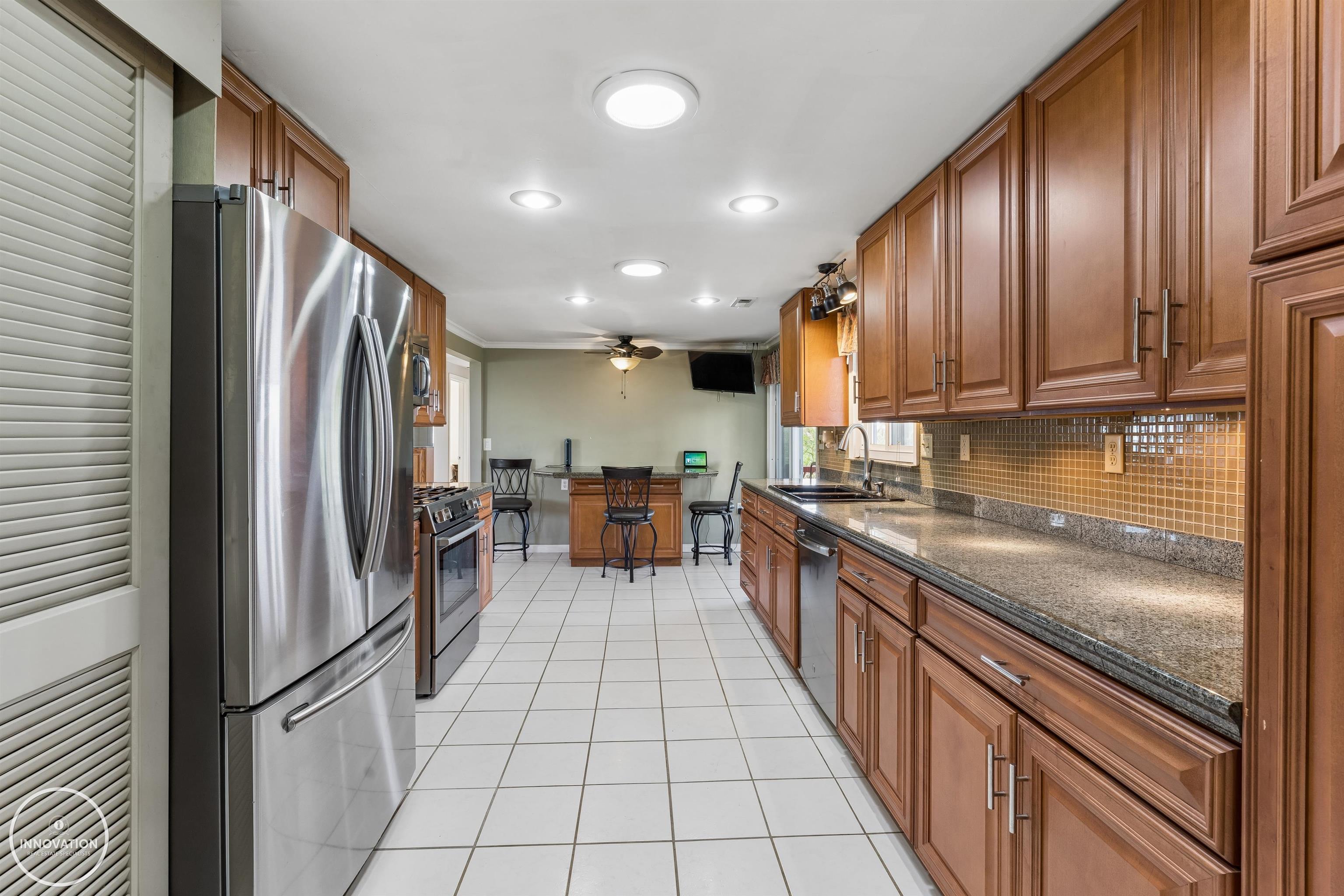 7370 Bedore Highway Property Photo 34