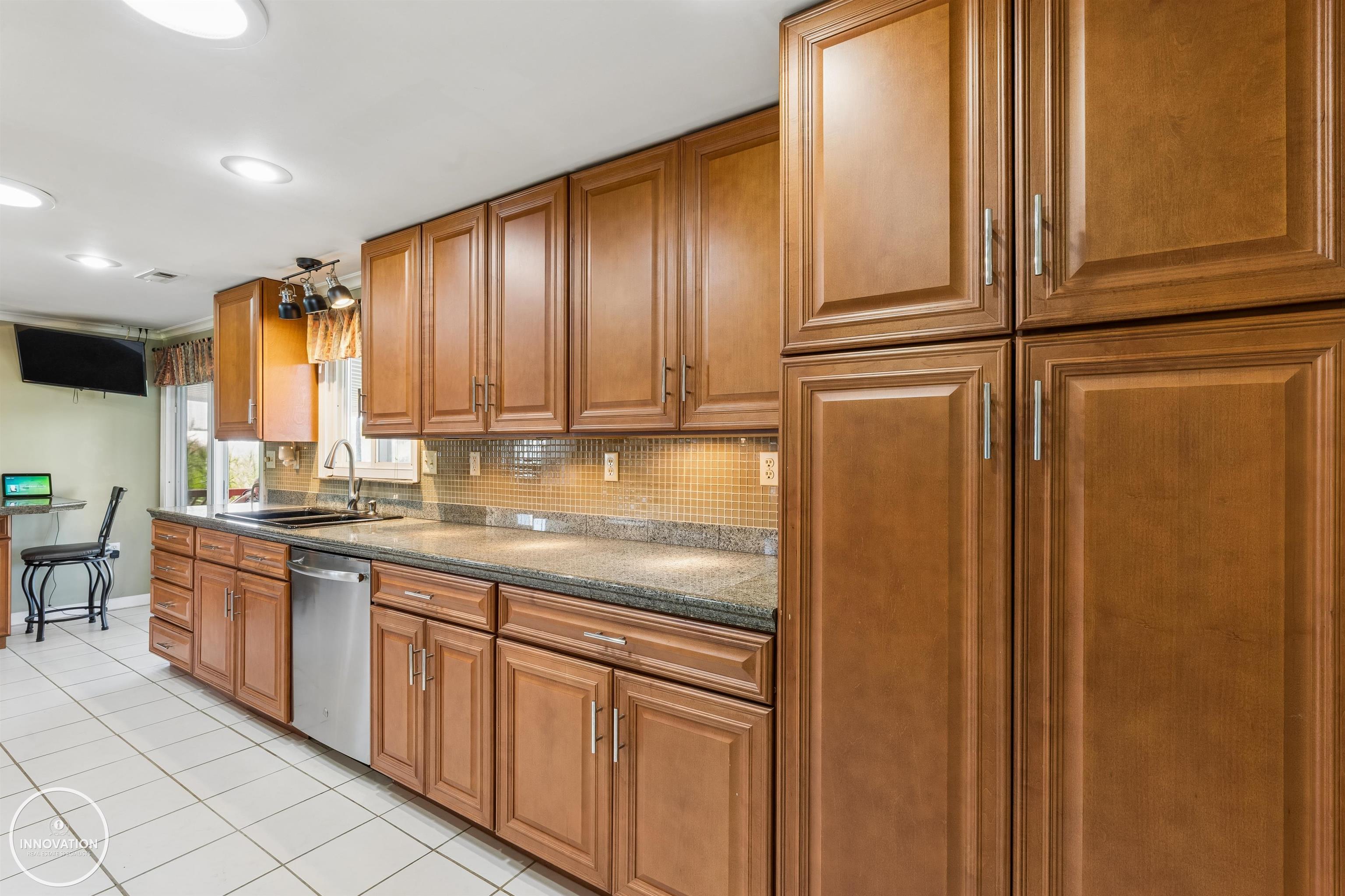 7370 Bedore Highway Property Photo 35