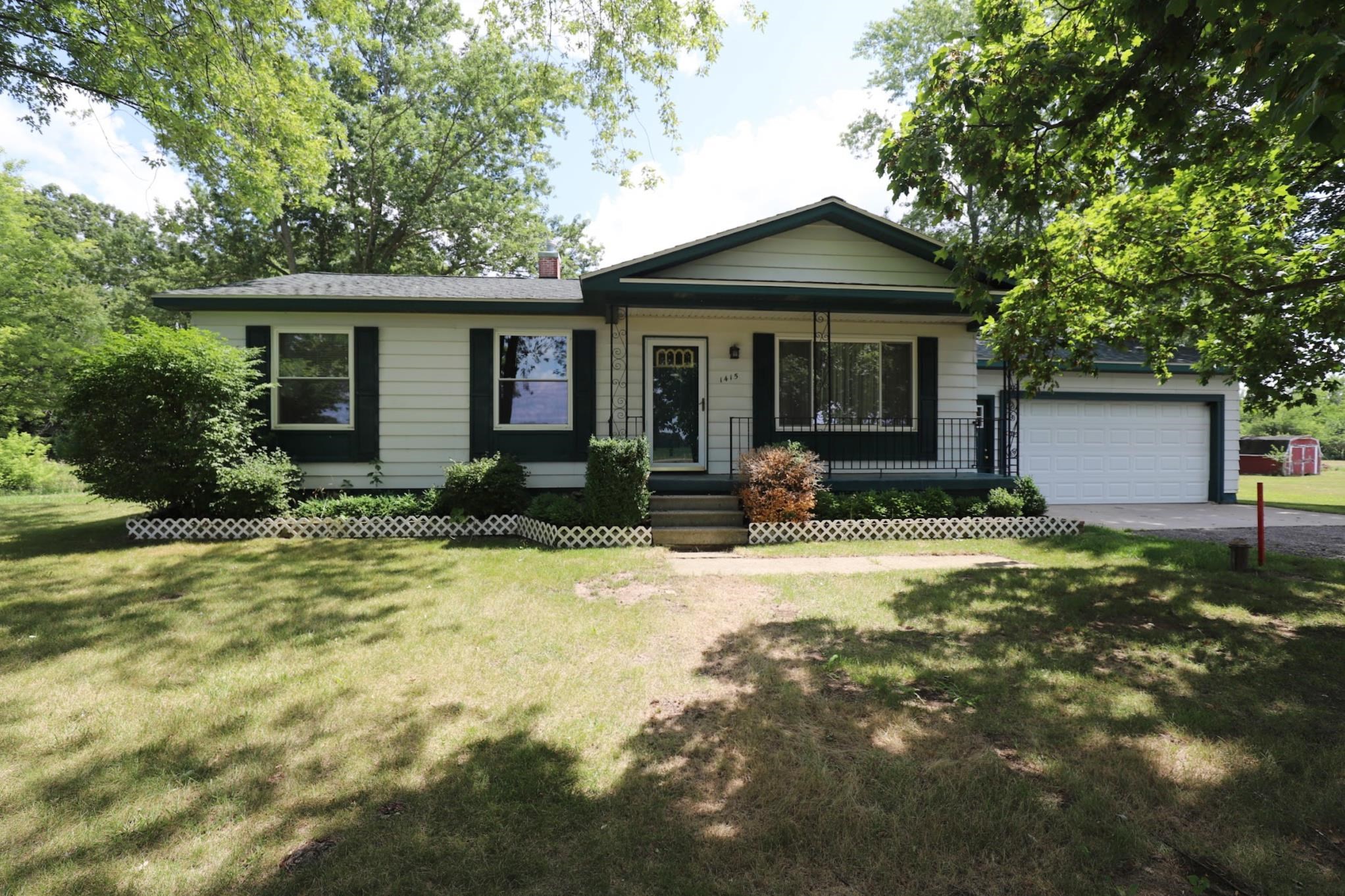 1415 S Nichols Road Property Photo 2