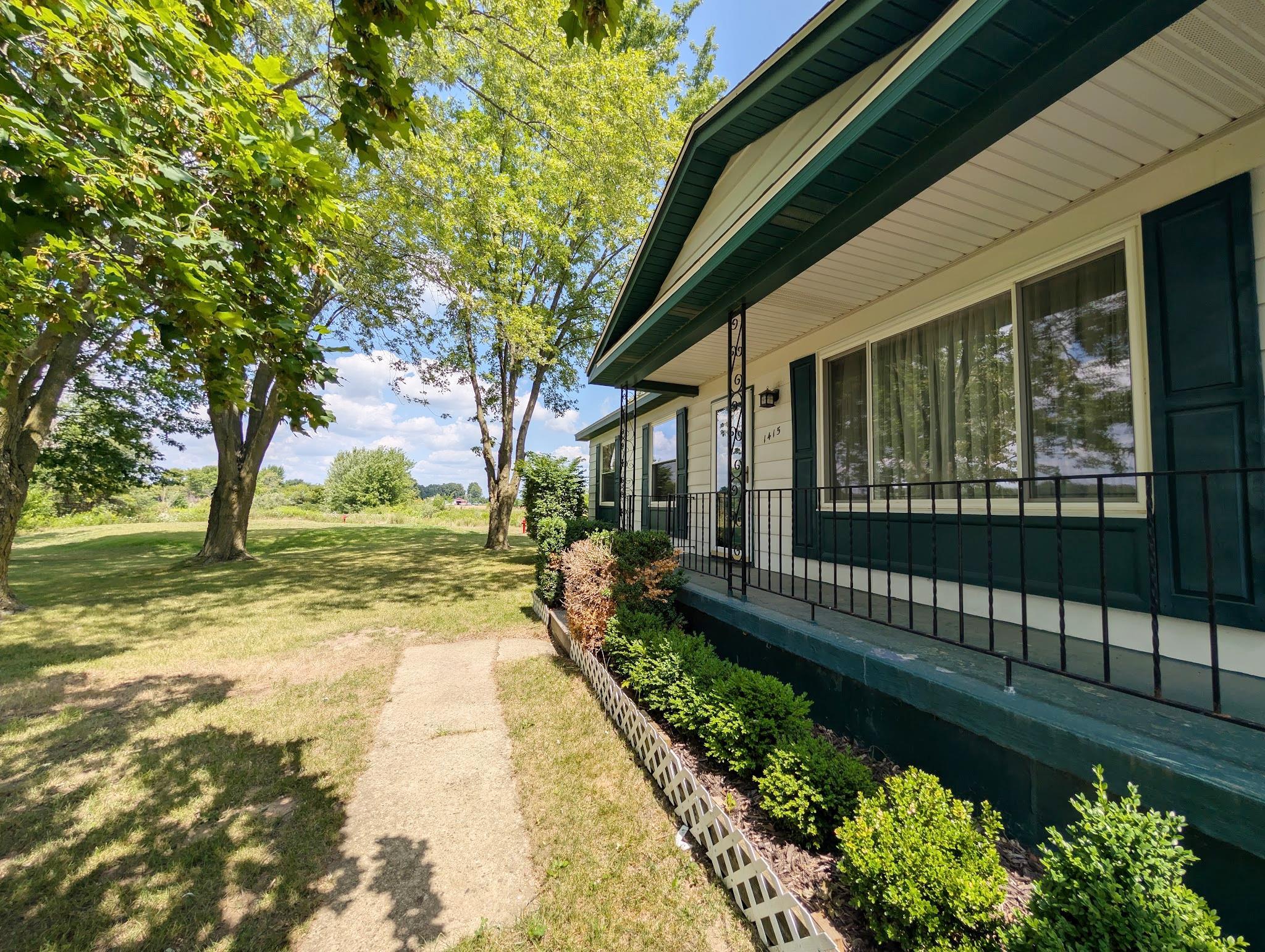 1415 S Nichols Road Property Photo 3