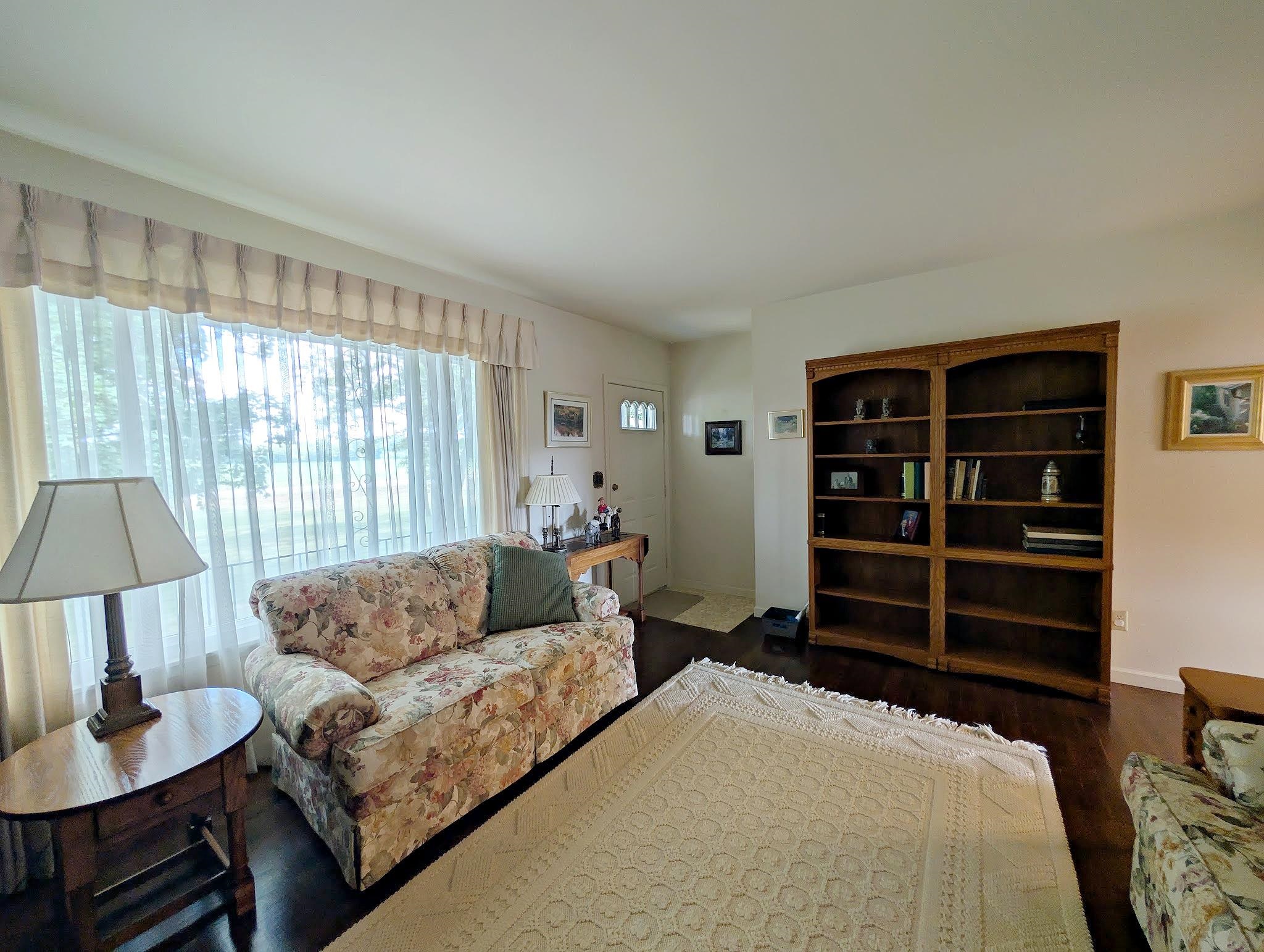 1415 S Nichols Road Property Photo 7