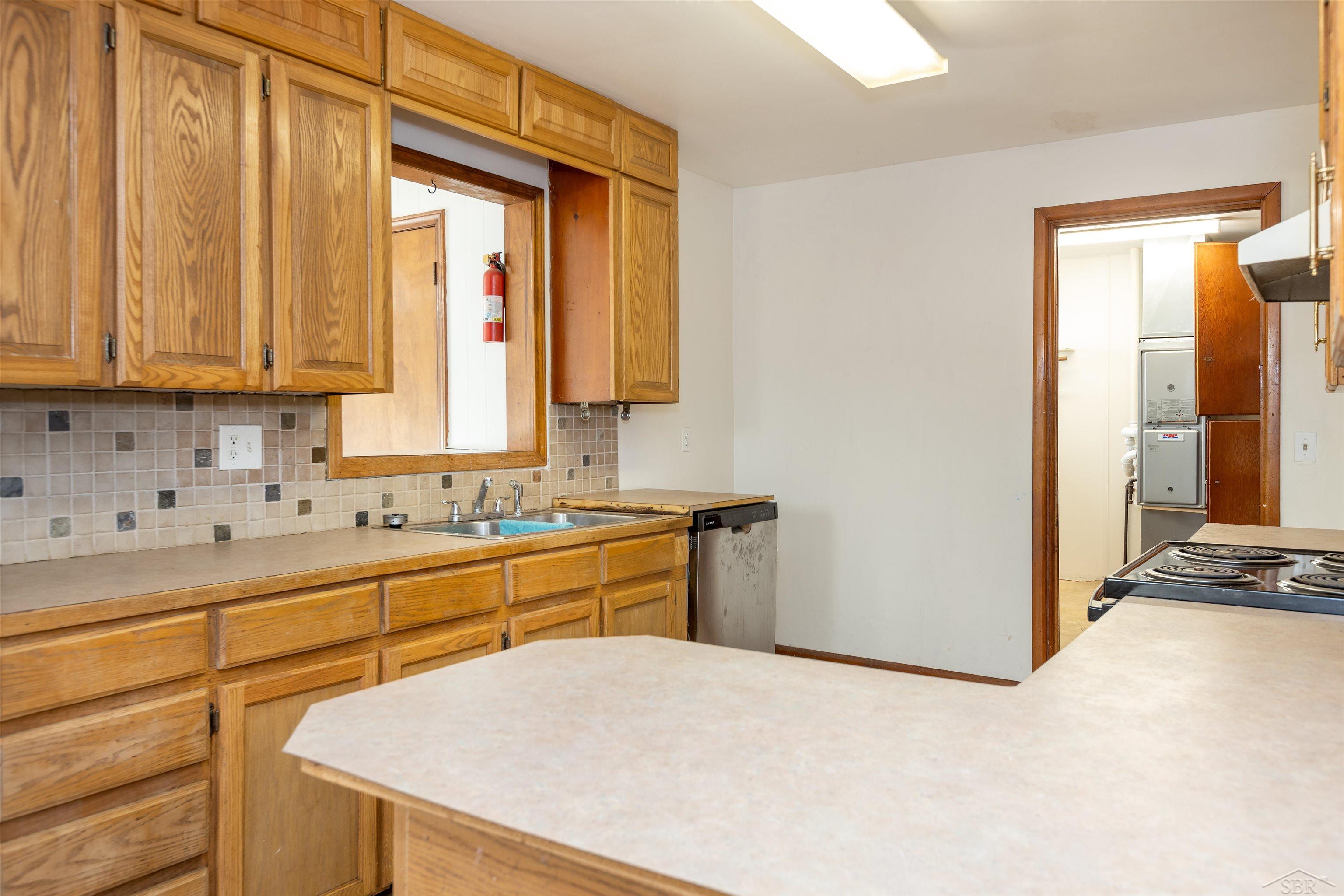 386 E Perkins Property Photo 7