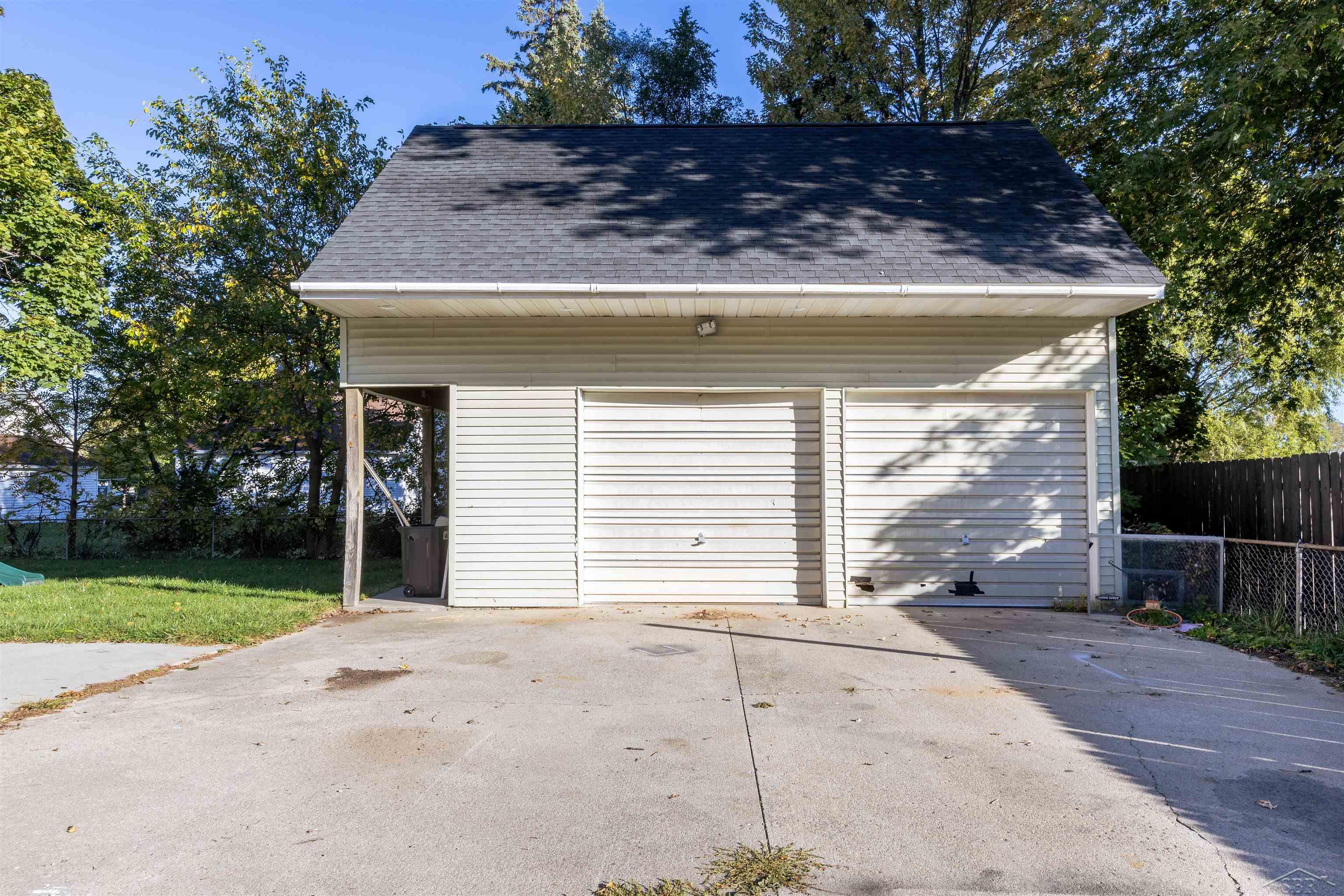 386 E Perkins Property Photo 26