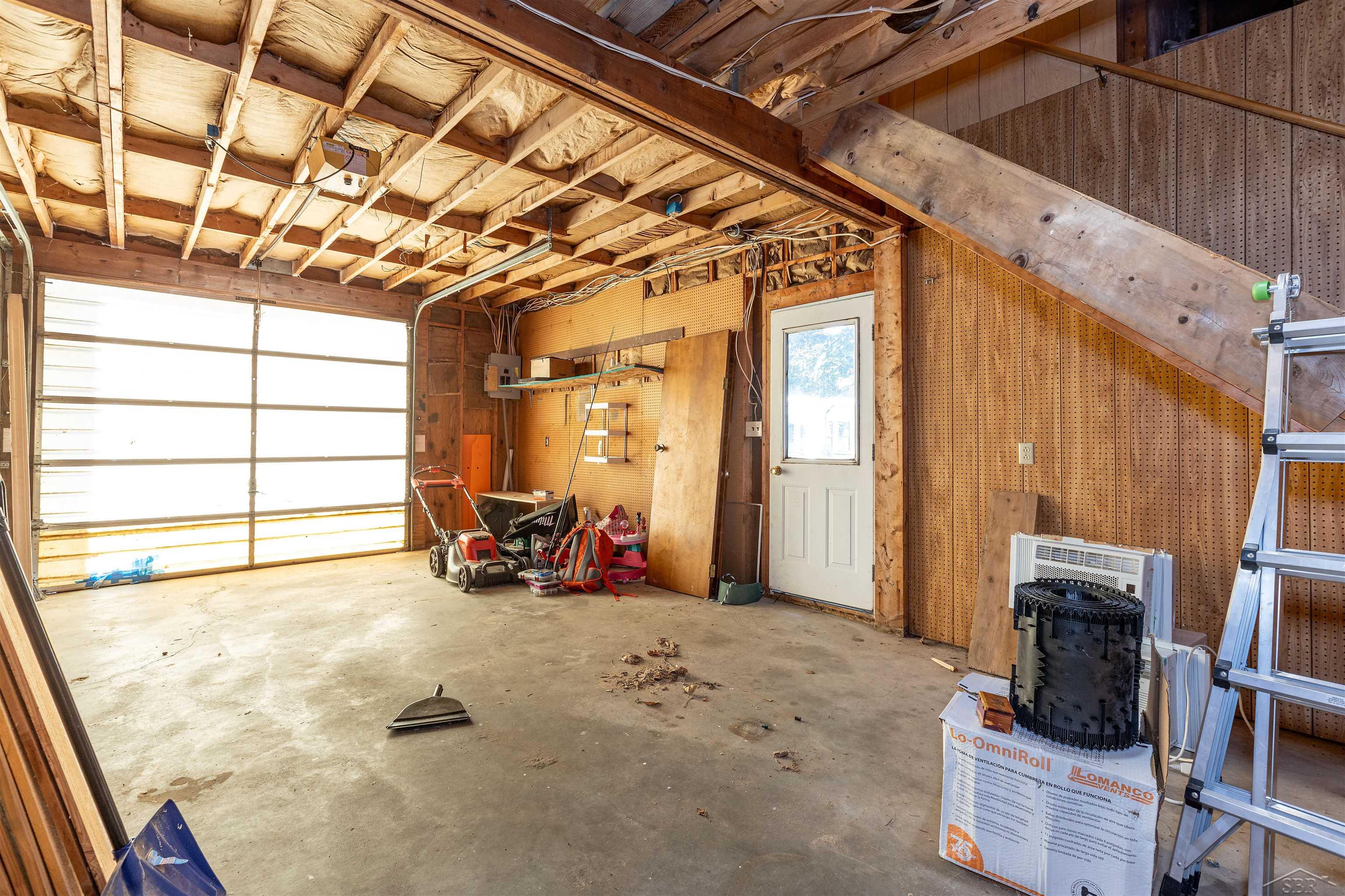 386 E Perkins Property Photo 31