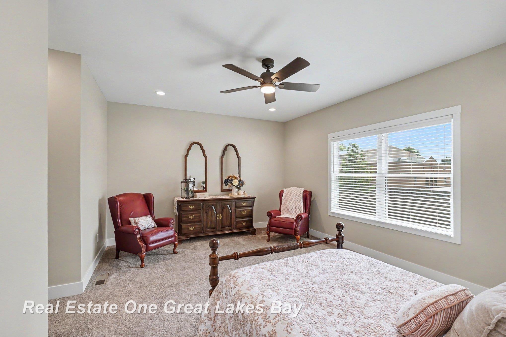 4111 Woodburn Court Property Photo 11