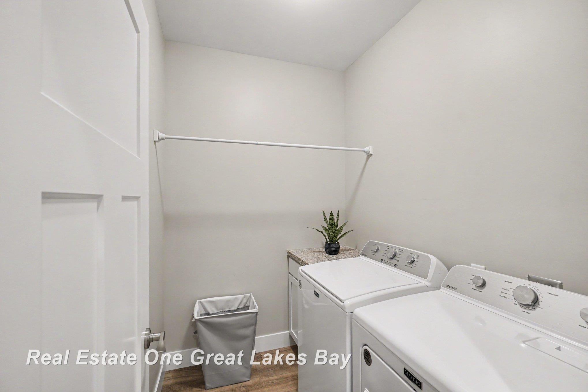 4111 Woodburn Court Property Photo 18