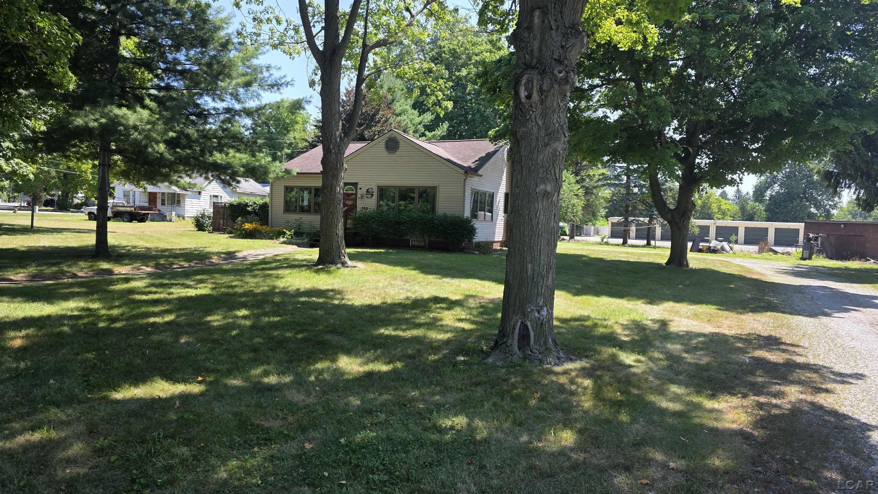 120 W Weston Road Property Photo 1