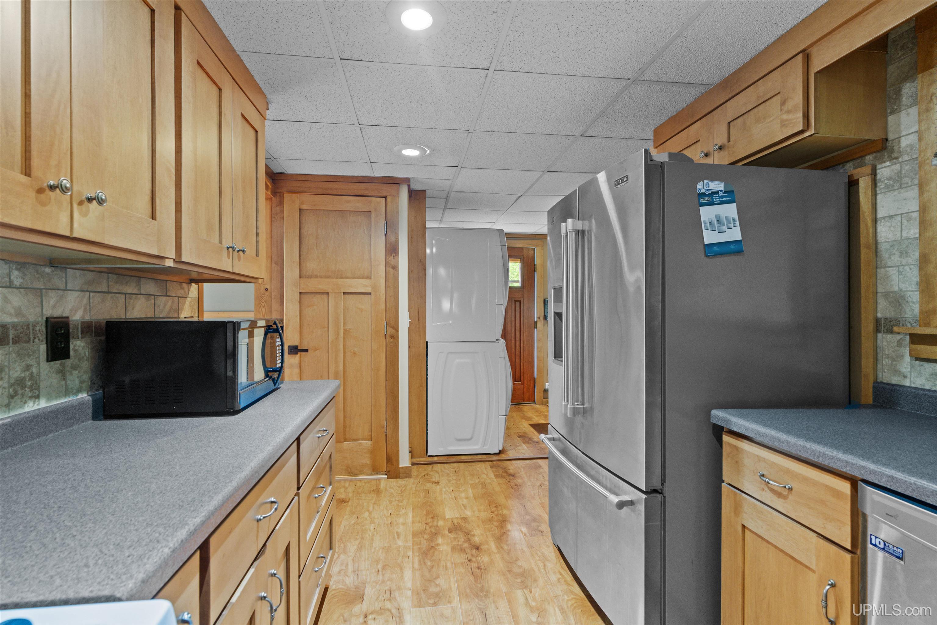 801 W Calverley Avenue Property Photo 3