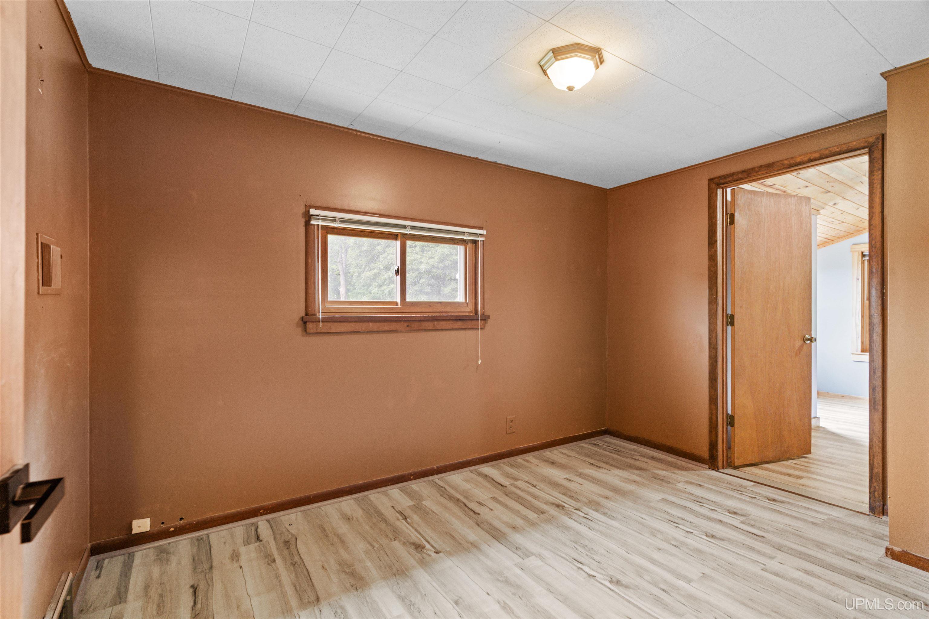 801 W Calverley Avenue Property Photo 15