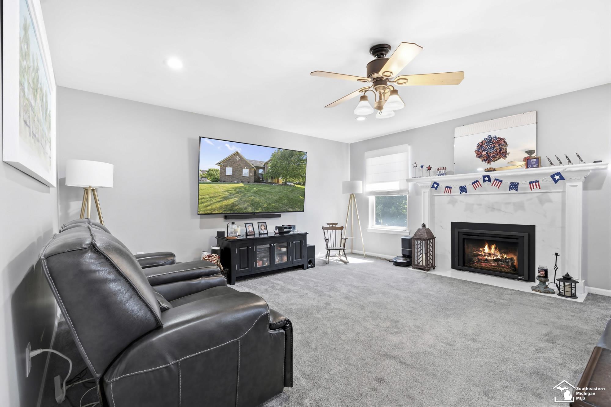 27012 Mary Court Property Photo 15