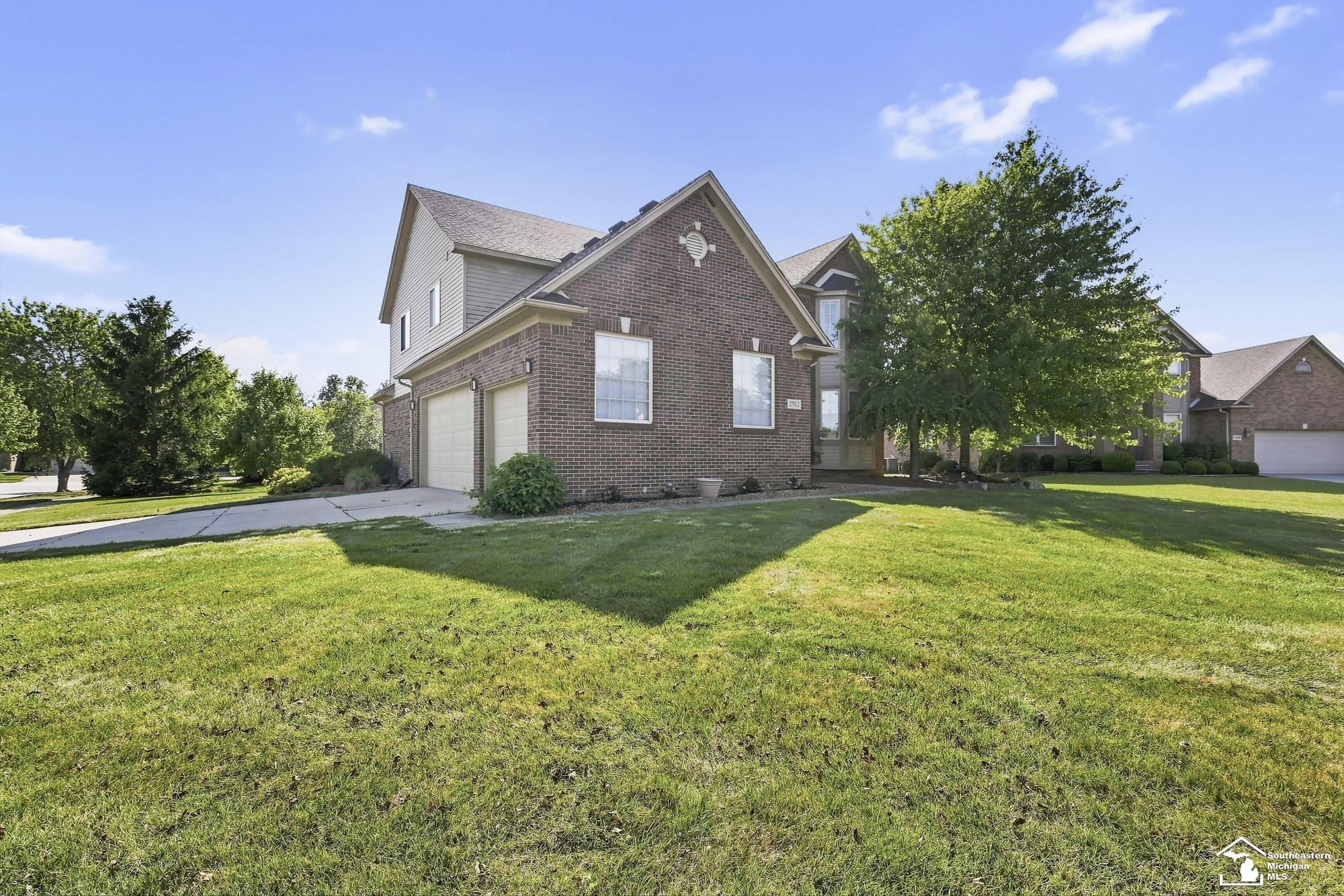 27012 Mary Court Property Photo 37