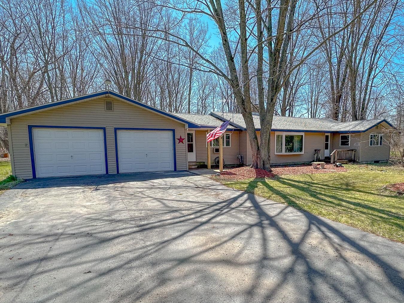 4121 W Shaffer Road Property Photo 1