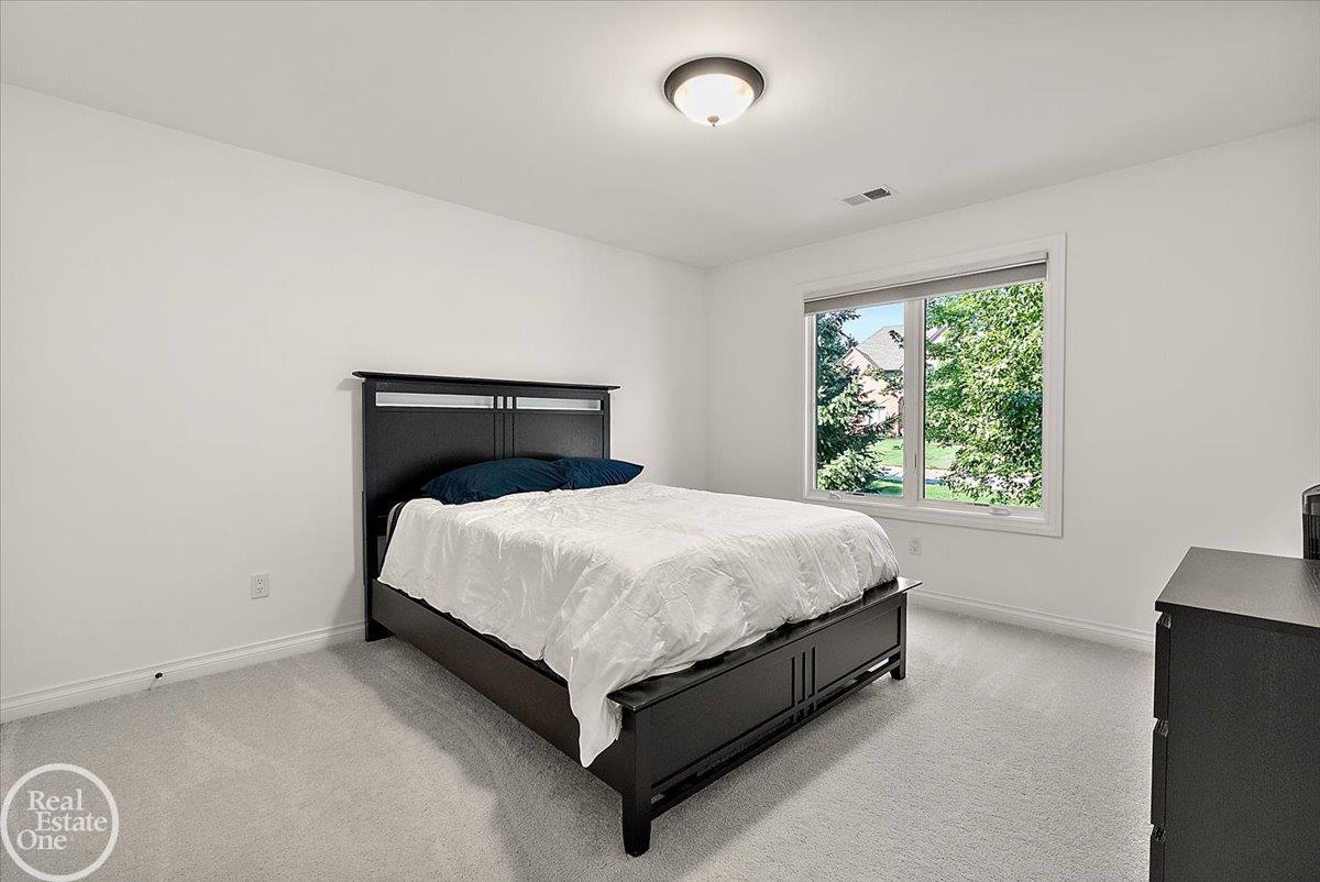2761 Plum Creek Drive Property Photo 48